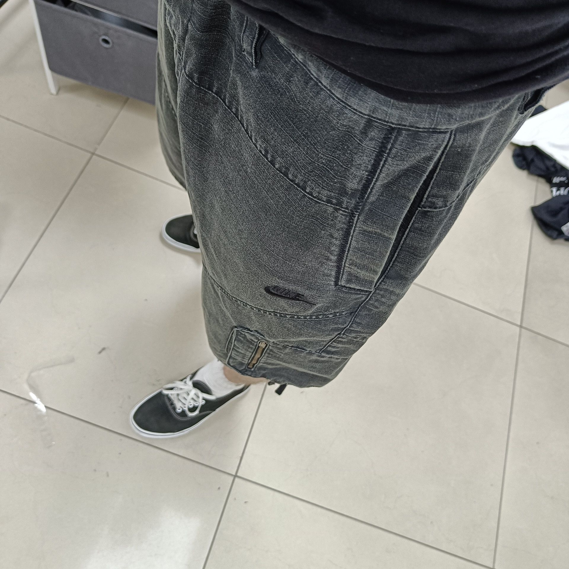 Nike Nike vintage cargo shorts Size US 33 - 8 Thumbnail