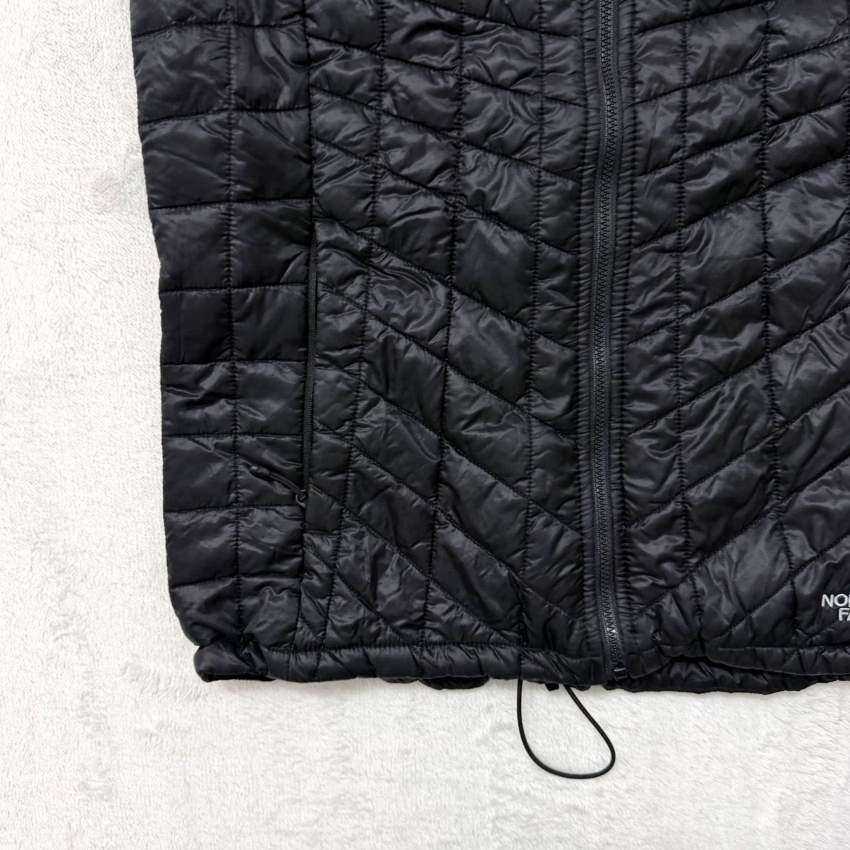The North Face VINTAGE The North Face Vest Womens Small Black ThermoBall Eco Quilted Full Zip Warm Size S / US 4 / IT 40 - 7 Thumbnail