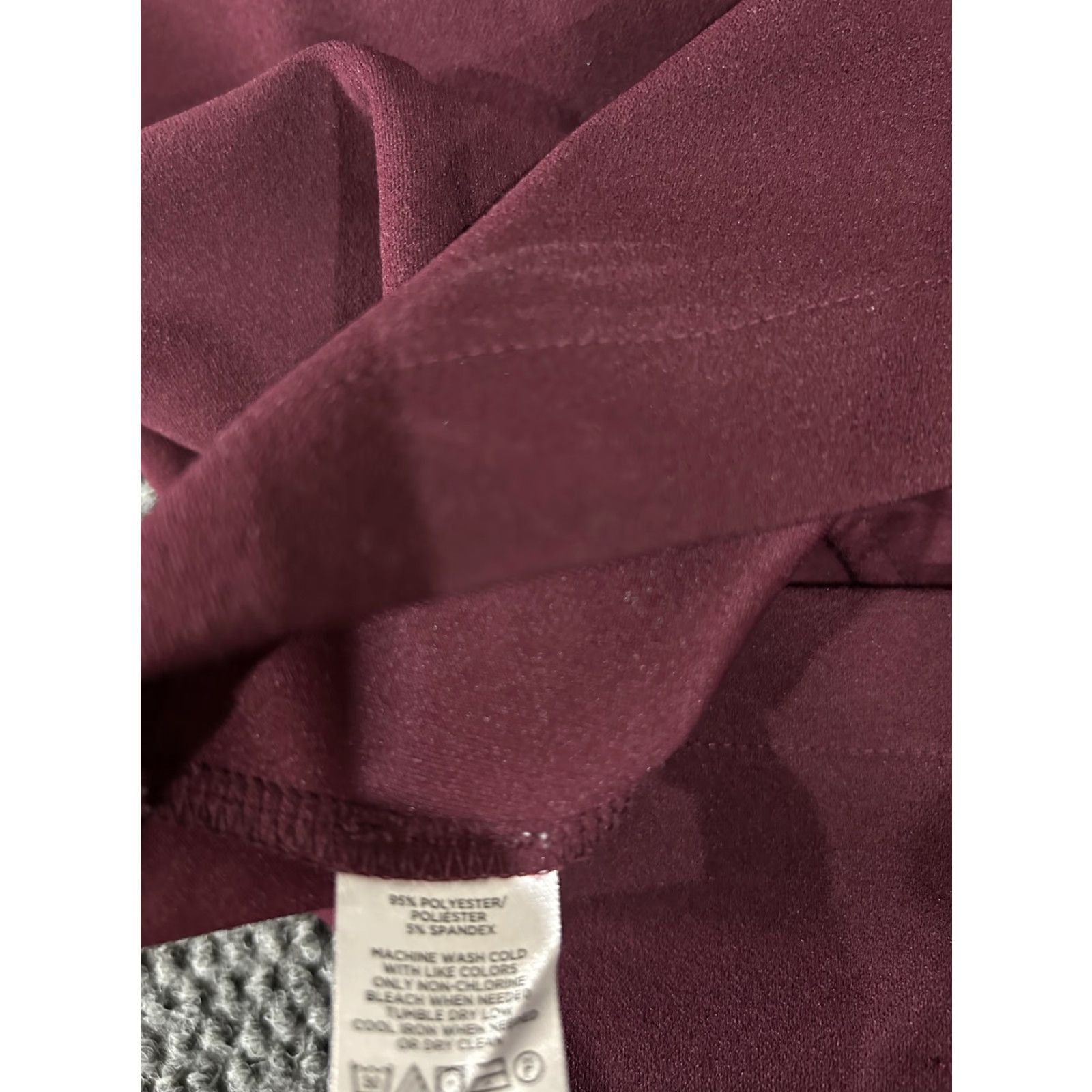 Ann Taylor Ann Taylor Petite Shirt Womens XXSP Burgundy V Neck Ruffle Sleeve Top Stretch Size XXS / US 00 / IT 34 - 7 Thumbnail