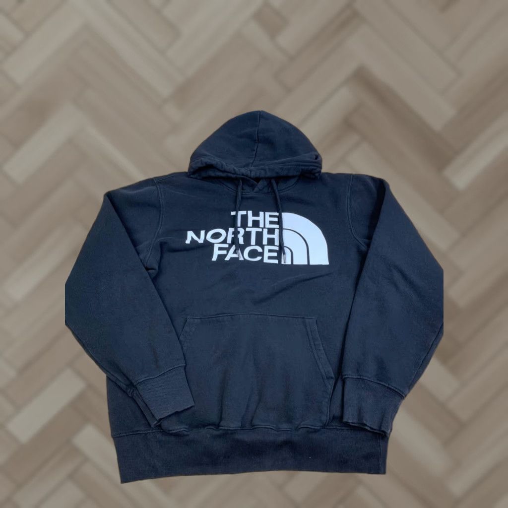 The North Face VINTAGE? No — (If not vintage, skip) The North Face Pullover Hoodie Mens S Black Logo Outdoor Casual Winter 12881 Size US S / EU 44-46 / 1 - 1 Thumbnail