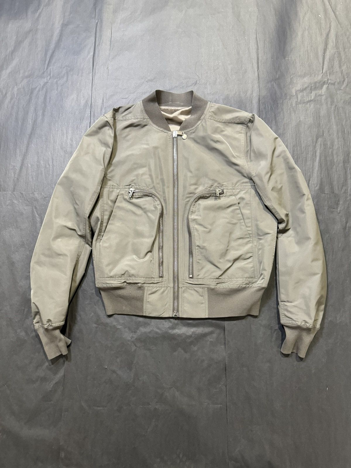 image of Rick Owens Men Bauhaus Flight Jacket in Dark Dust (Size Medium)