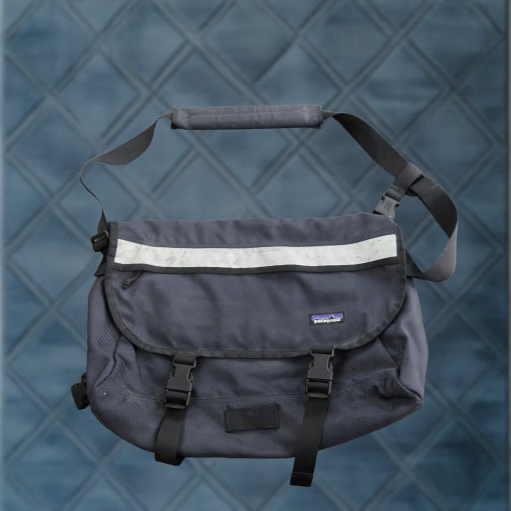Patagonia × Vintage Vintage Patagonia Messenger Bag | Grailed