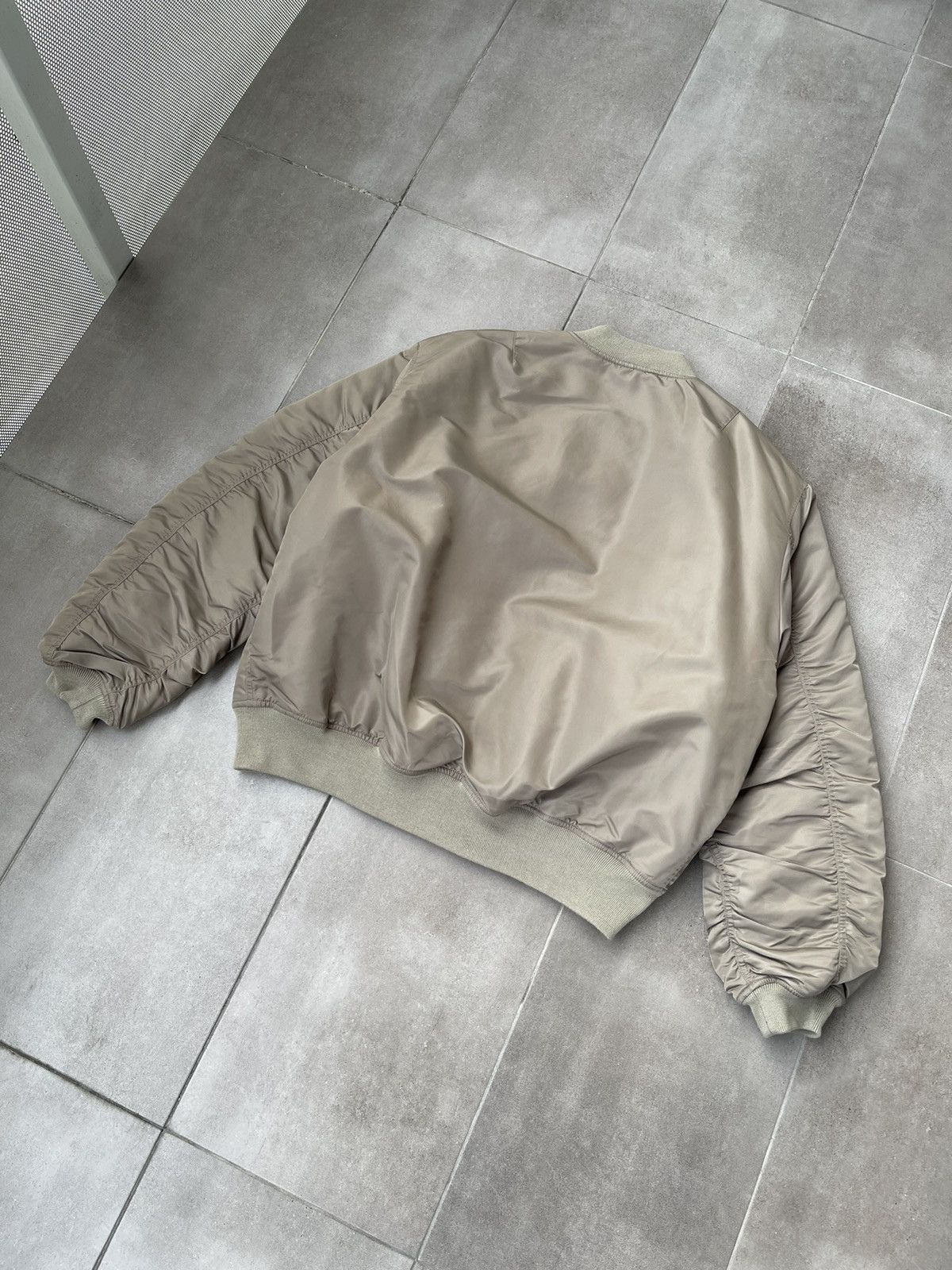 Holzweiler !DS! FW22 Holzweiler Khaki Reversible Reb Bomber Jacket Size XL / US 12-14 / IT 48-50 - 17 Thumbnail