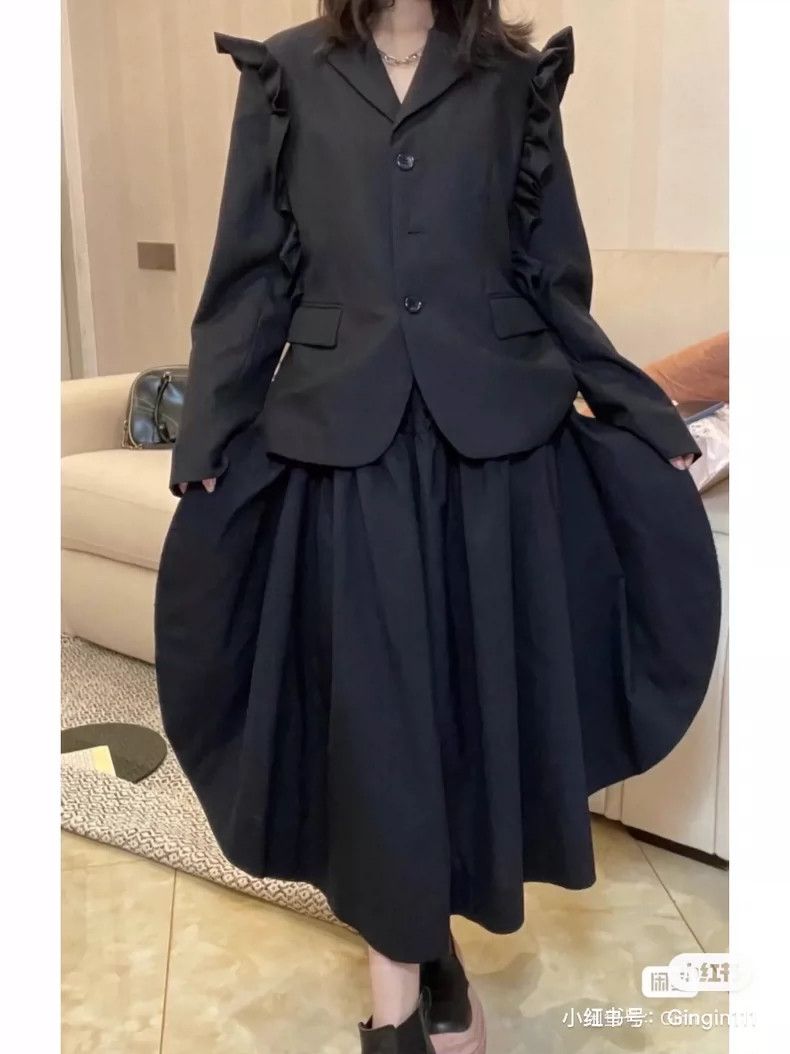 Comme des Garcons Comme Des Garcons size XS Arc half skirt Size 24" / US 00 / IT 34 - 1 Thumbnail