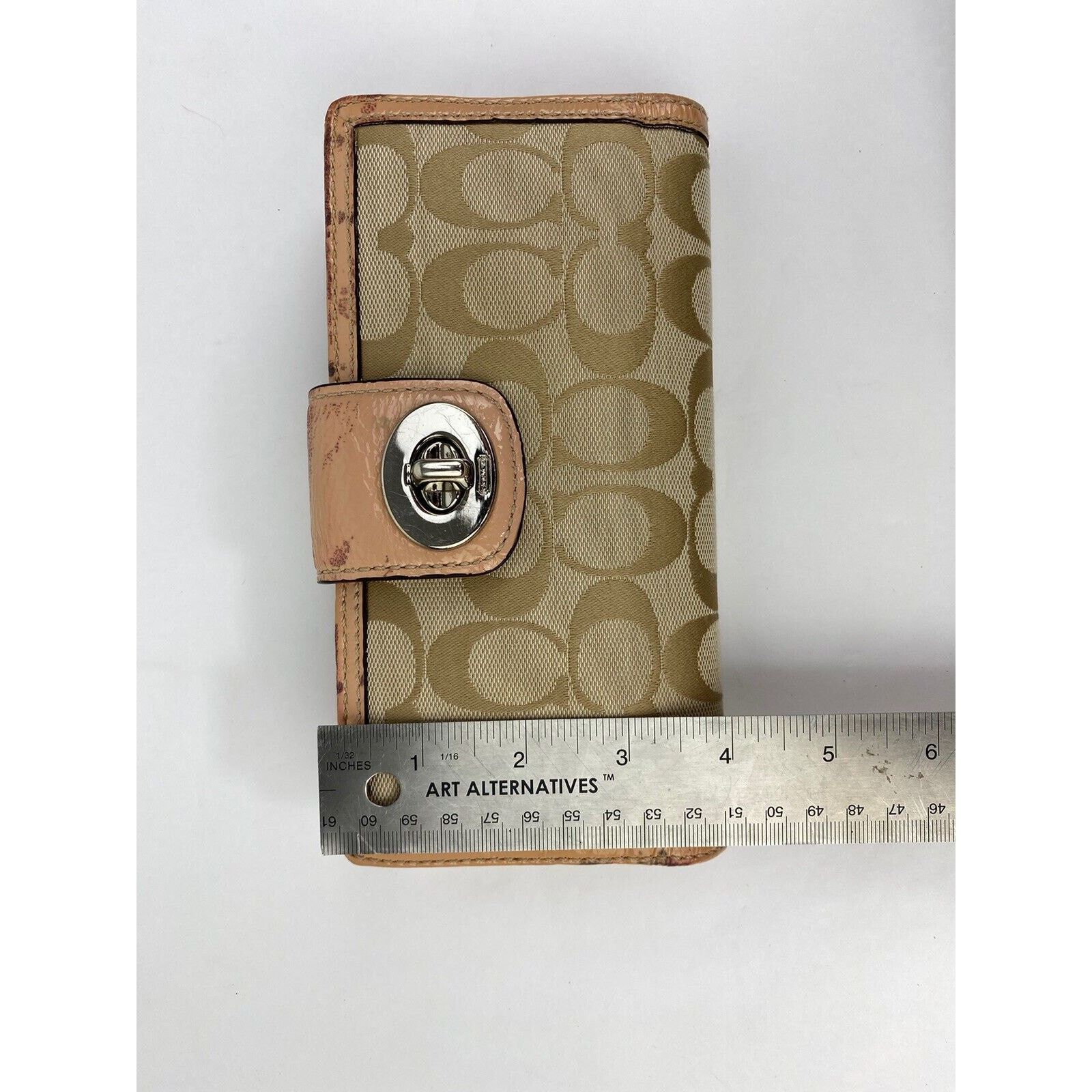 Coach Coach Turnlock Signature C Wallet Tan Pink Patent Leather Size ONE SIZE - 20 Thumbnail