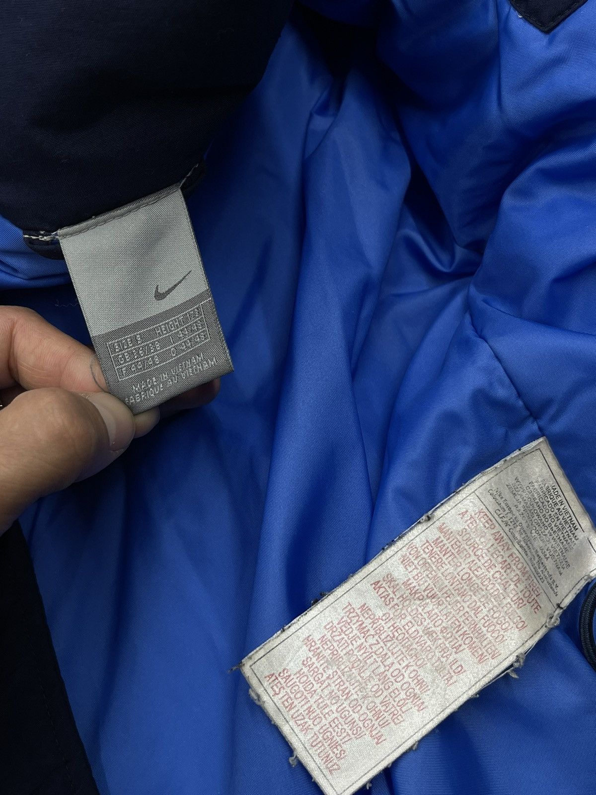Nike Vintage Nike Nylon Down Jacket Big Logo Swoosh Y2K ACG TN Size US M / EU 48-50 / 2 - 12 Thumbnail