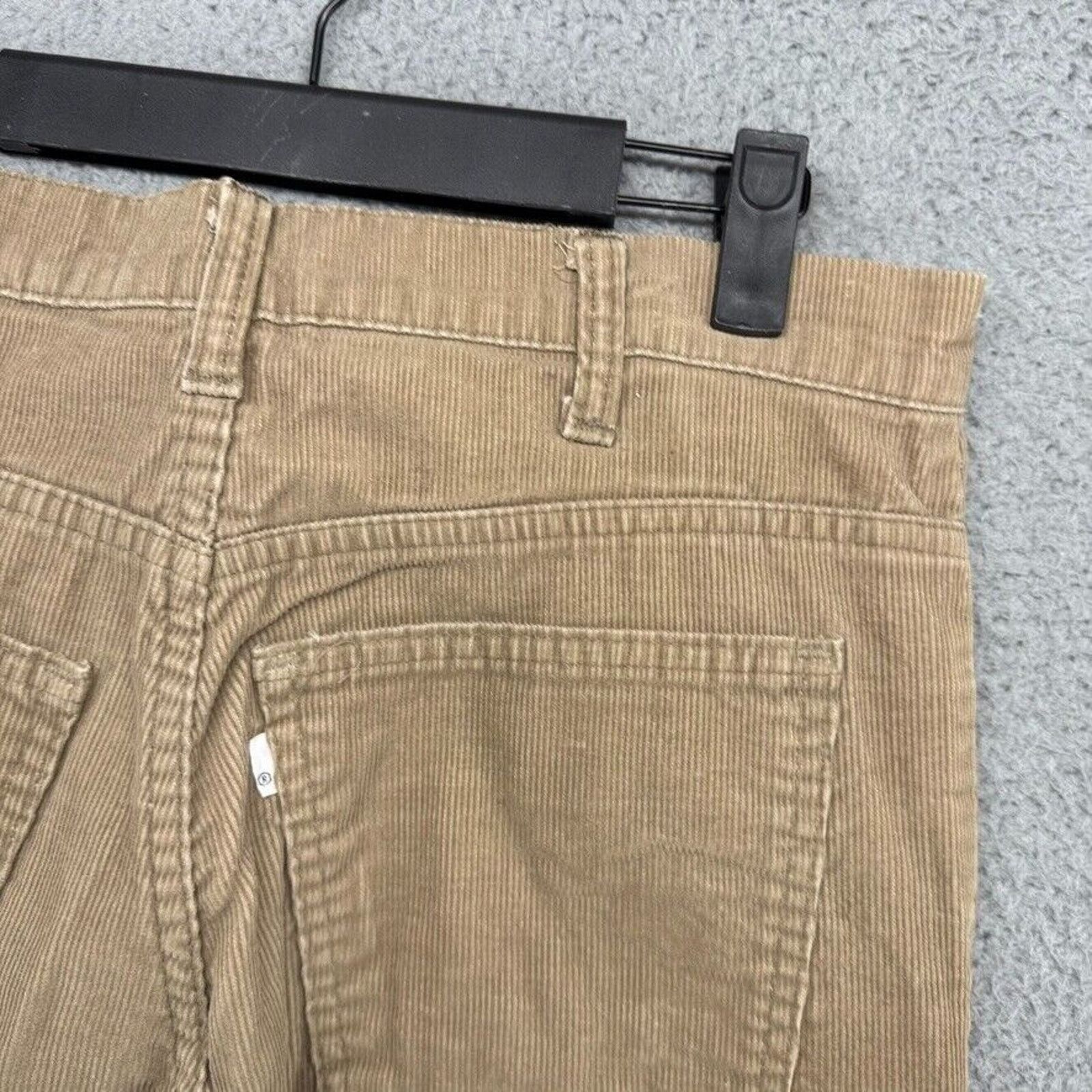 Levi's × Vintage Vintage Levi's pants Men's Fits 30x33 Brown Corduroy Chino Size US 30 / EU 46 - 12 Thumbnail