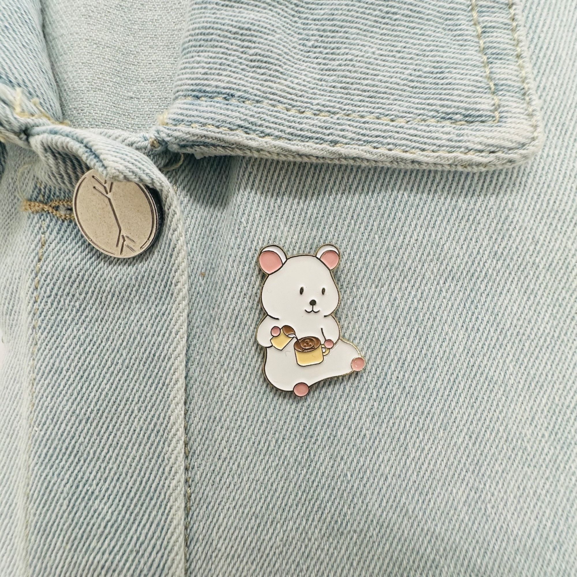 Other ☀️Enamel Pins Brooches Cartoon White Bear Drinking Coffe Bad Size ONE SIZE - 1 Thumbnail