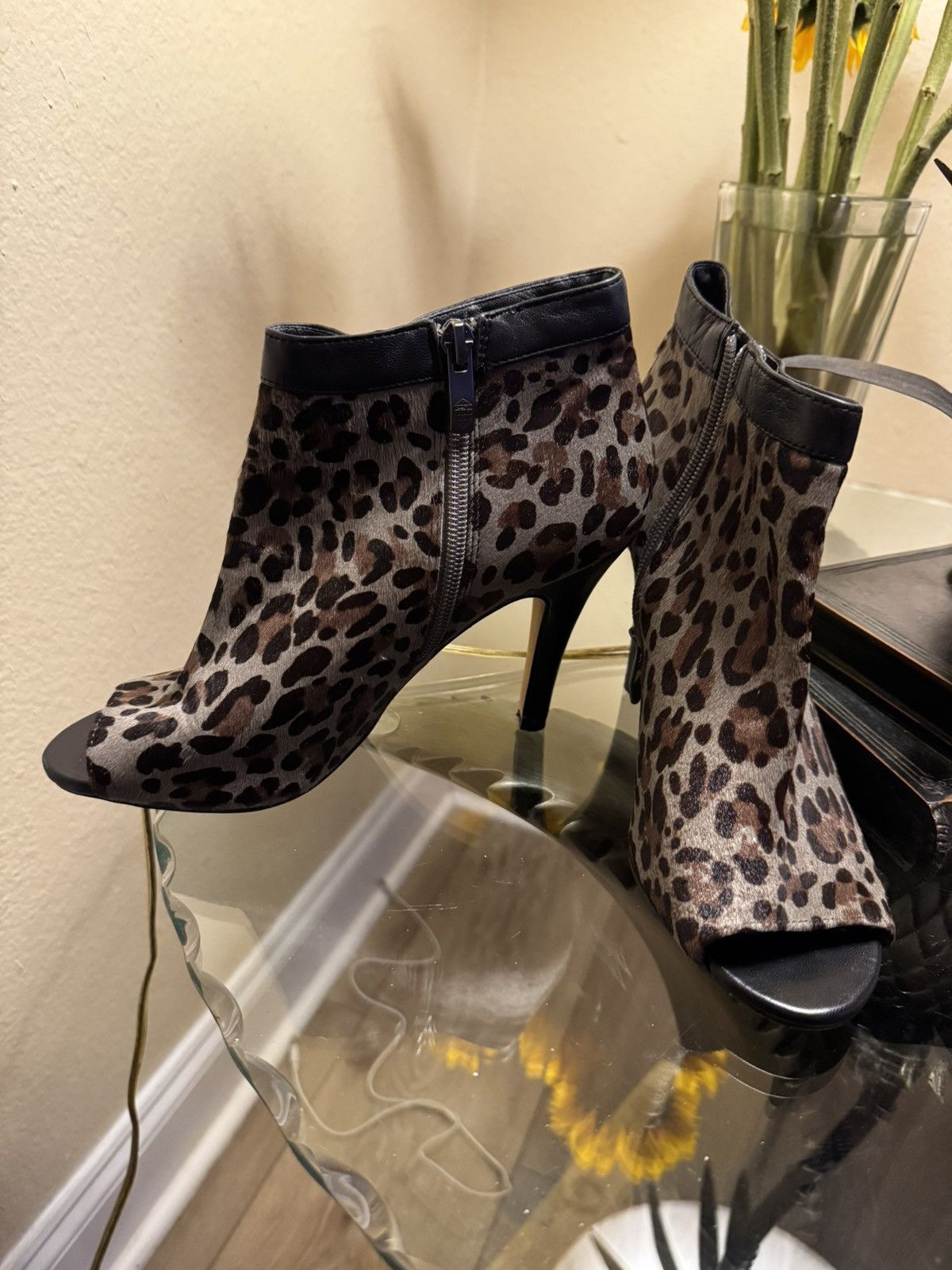 Vince Camuto Vince Camuto Booties Size US 8 / IT 38 - 2 Thumbnail