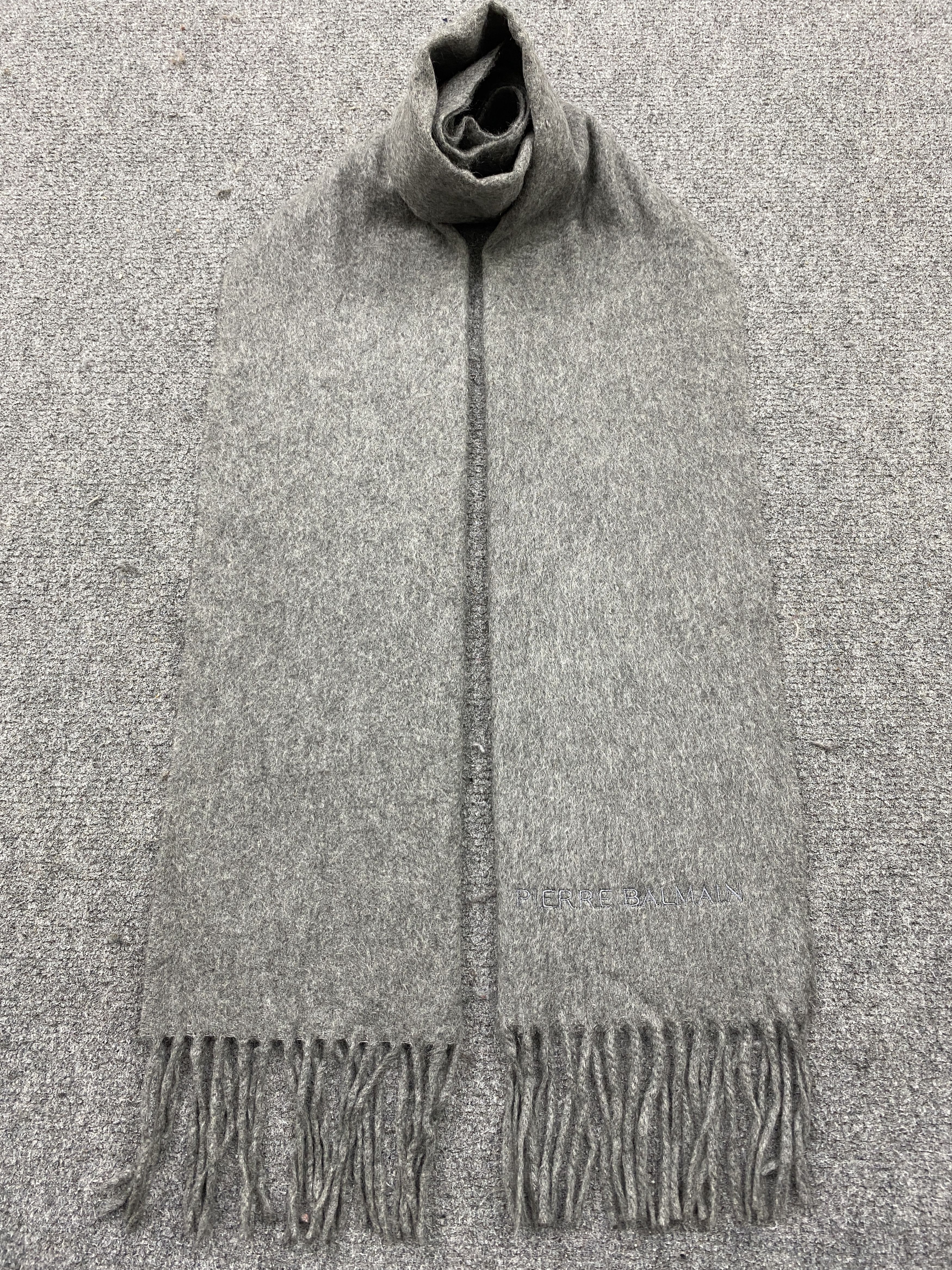 Pierre Balmain Pierre Balmain Scarf / Muffler / Neckwear SC0189 Size ONE SIZE - 1 Thumbnail