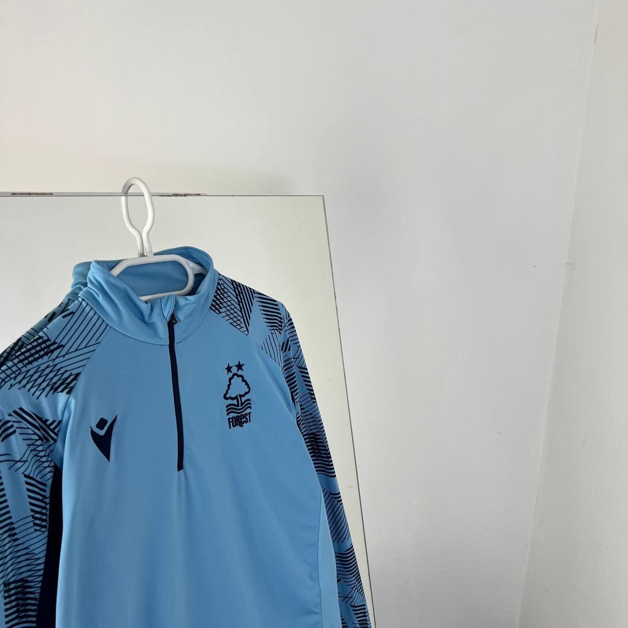 Macron Nottingham Forest Football Tee Home Jersey Sweatshirt Y2k Size US M / EU 48-50 / 2 - 2 Thumbnail