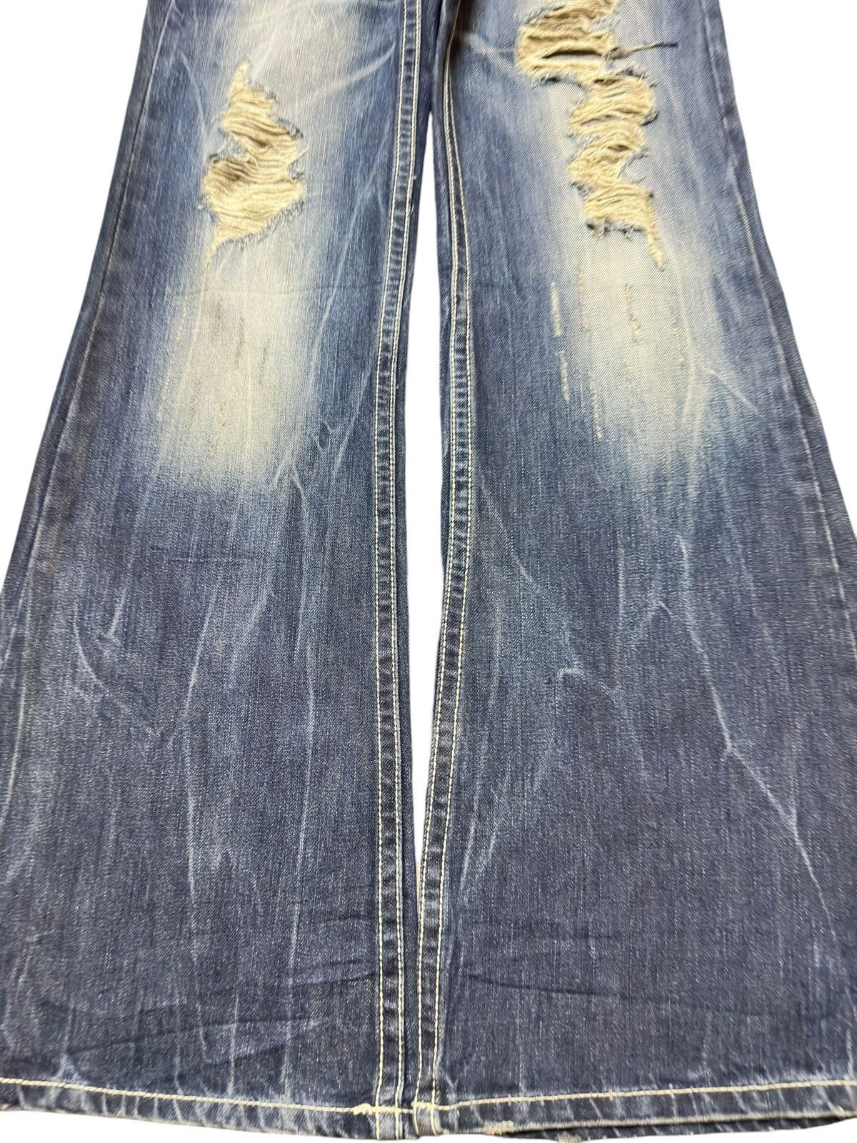 Diane von Furstenberg Vintage D.I.A Flare Mudwash Ripped Distressed Denim Size US 28 / EU 44 - 3 Thumbnail