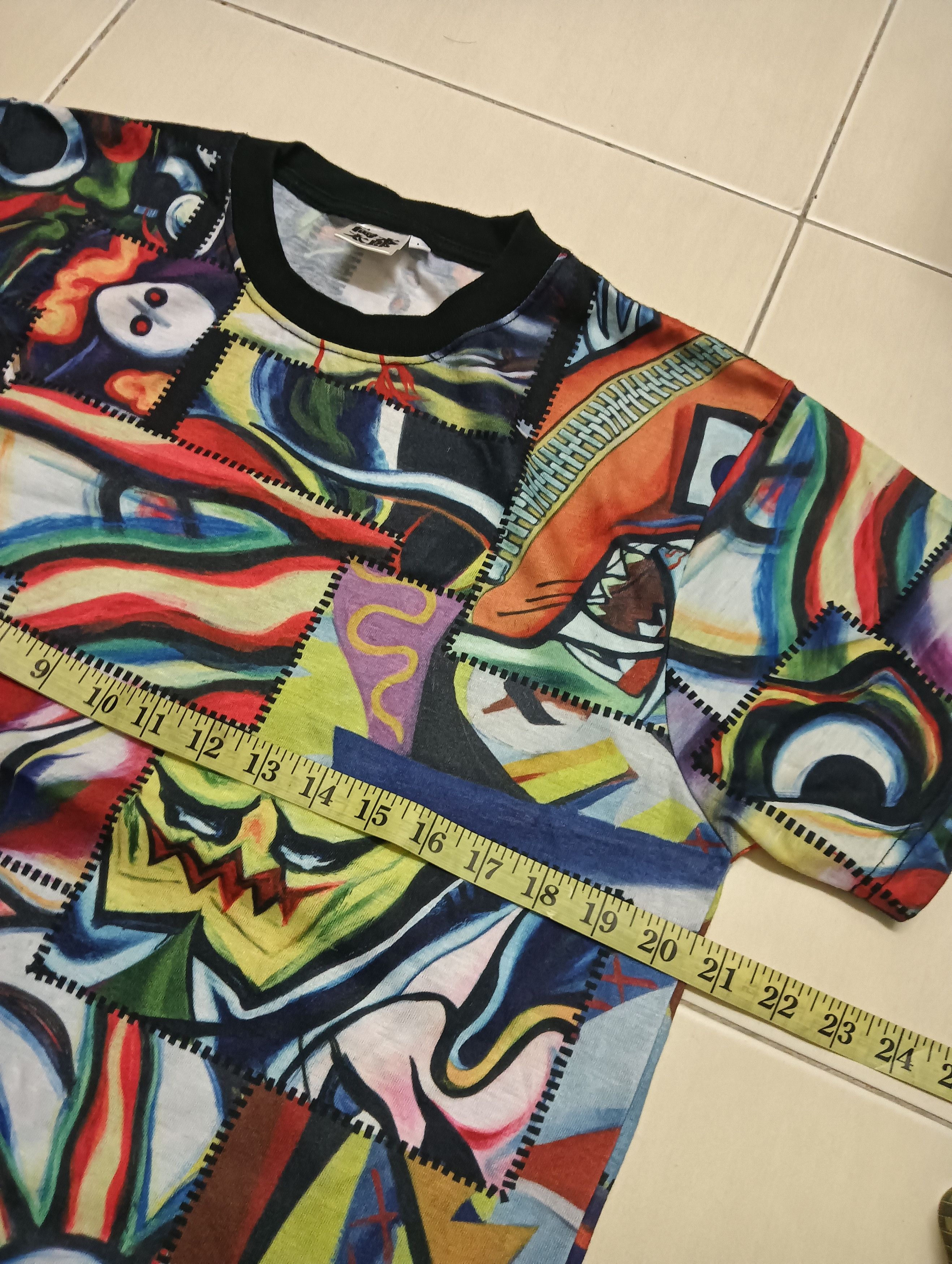 Other Taro Okamoto all over print Size US M / EU 48-50 / 2 - 5 Thumbnail