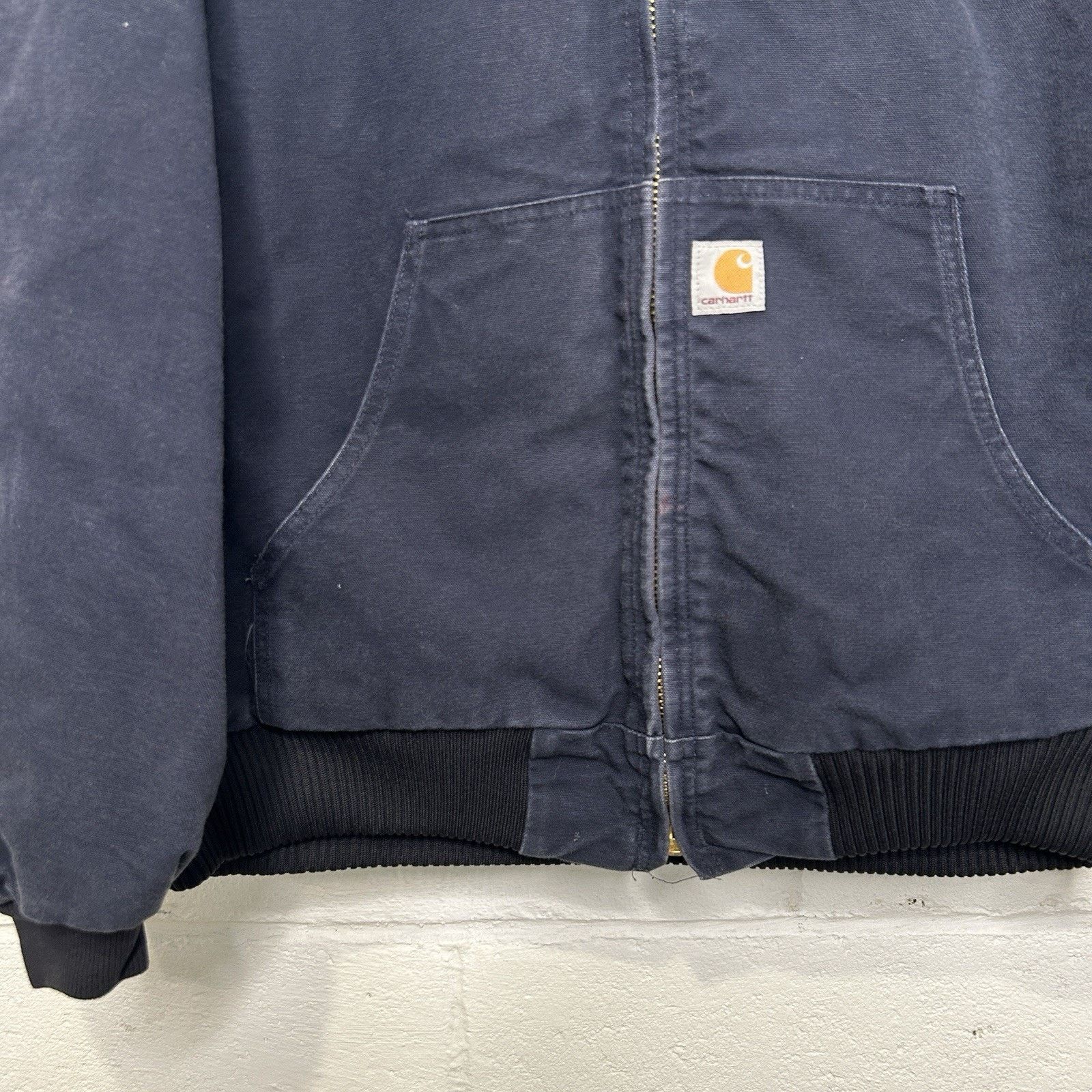 Carhartt Carhartt Quilted Hooded Active Jacket “Dark Navy” J140 DNY Size US XL / EU 56 / 4 - 4 Thumbnail
