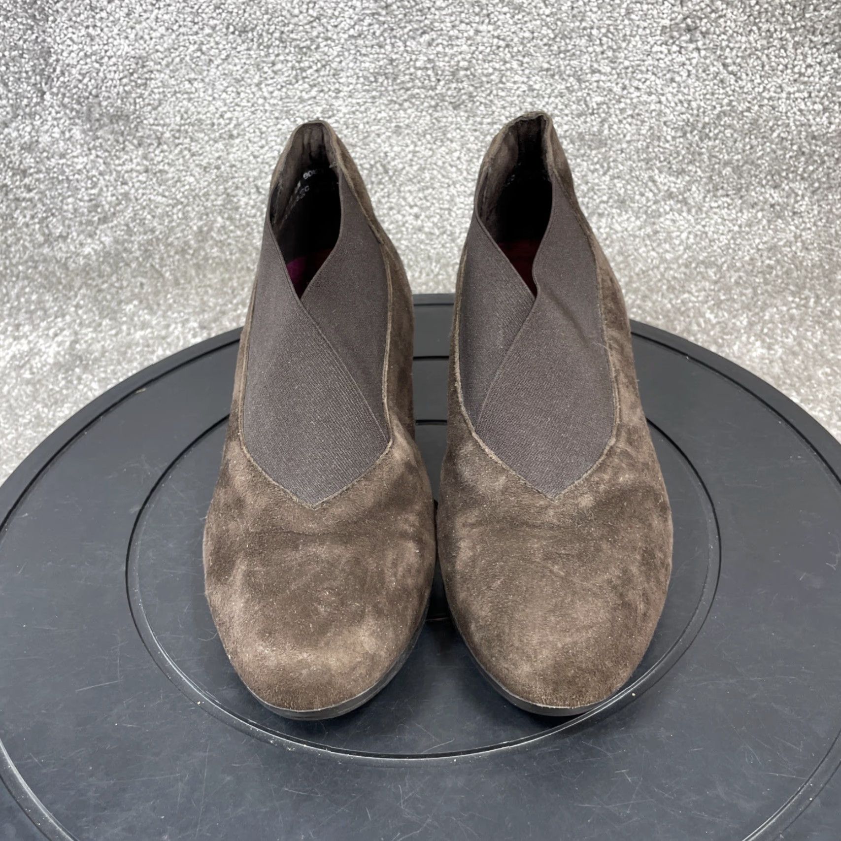 Vintage VINTAGE Munro Womens Bootie Size 7.5 W Brown Suede Casual Ankle Low Heel 2in Platform Leather Slip On Size US 7.5 / IT 37.5 - 4 Thumbnail