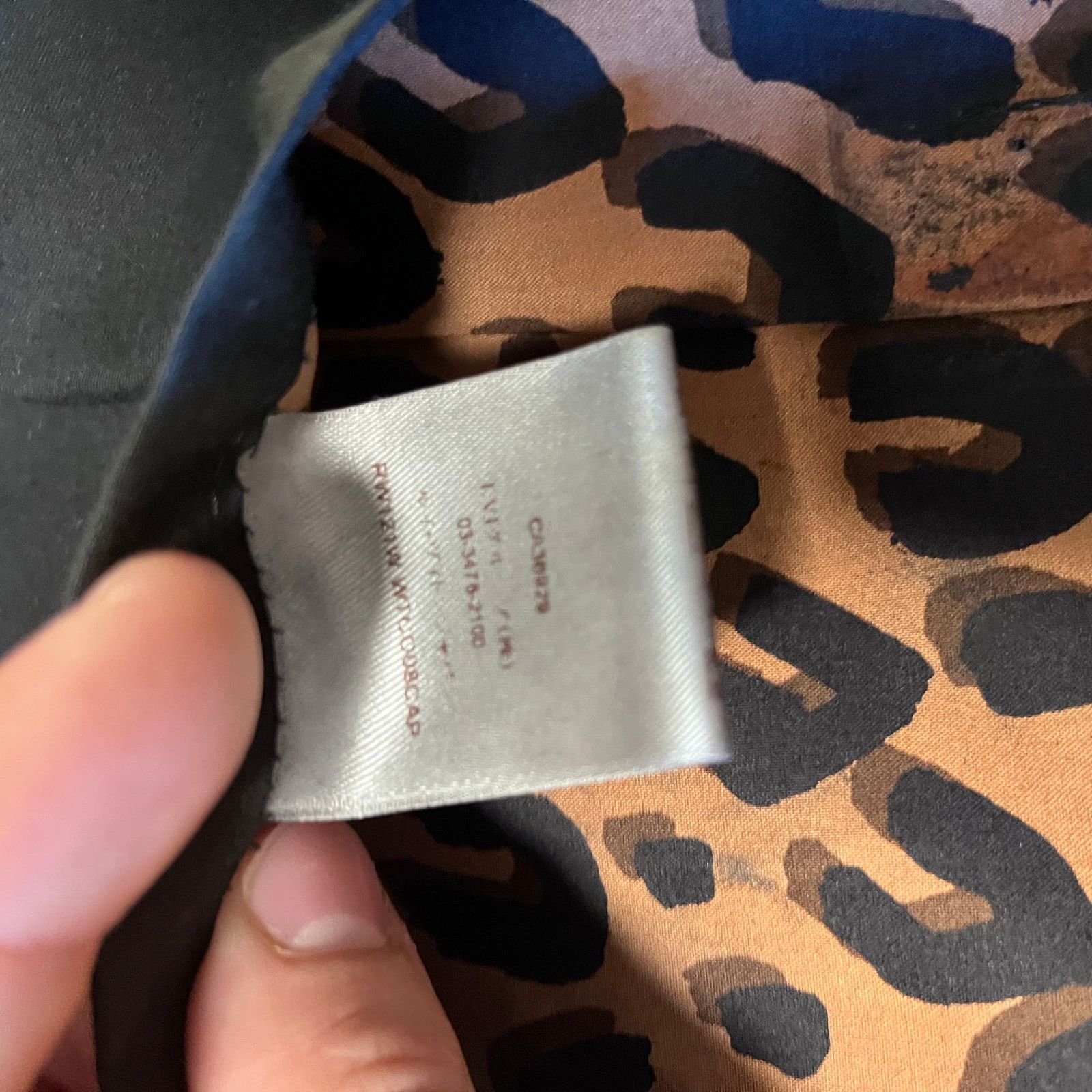 Louis Vuitton Louis Vuitton Leopard Lined Double-Breasted Mackintosh Coat Size S / US 4 / IT 40 - 11 Thumbnail