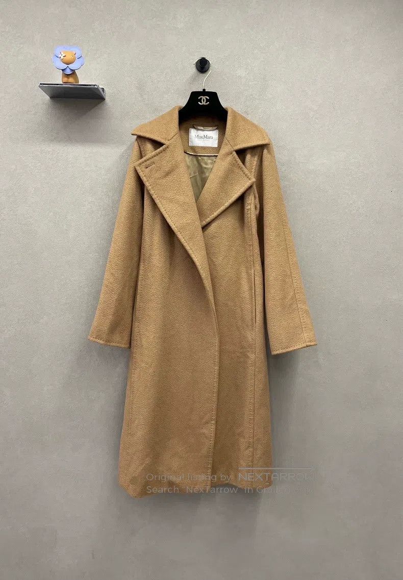 Max Mara Max Mara Camel Belted Mid-length Coat Size XS / US 0-2 / IT 36-38 - 1 Thumbnail
