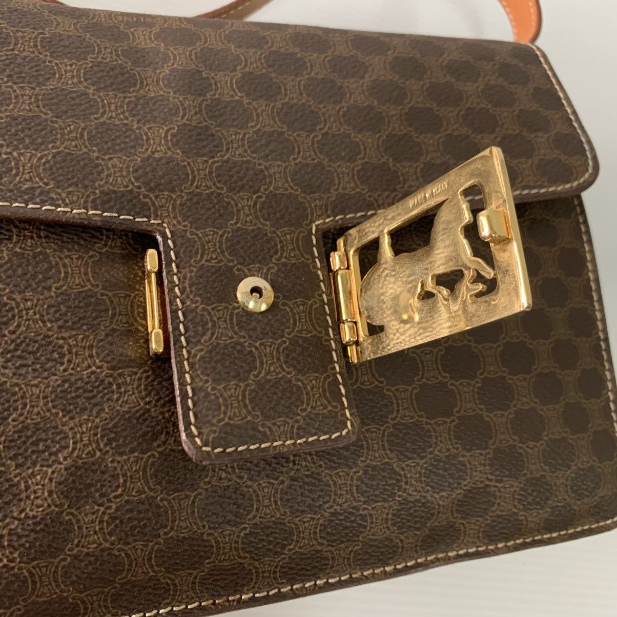 Celine Celine Box Monogram Vintage Sling Shoulder Bag Size ONE SIZE - 10 Thumbnail