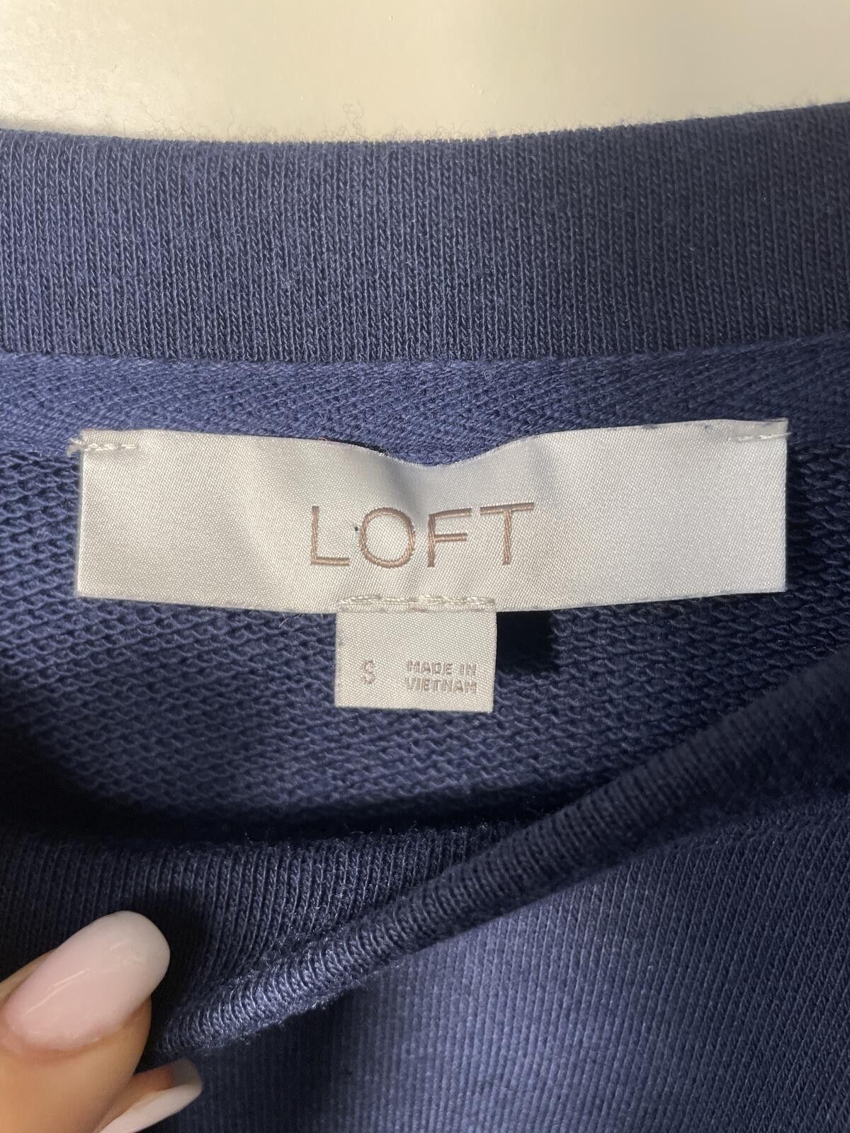 Other LOFT Sweatshirt Women's Size Small Navy Blue Quilted Sleeve Size S / US 4 / IT 40 - 2 Thumbnail