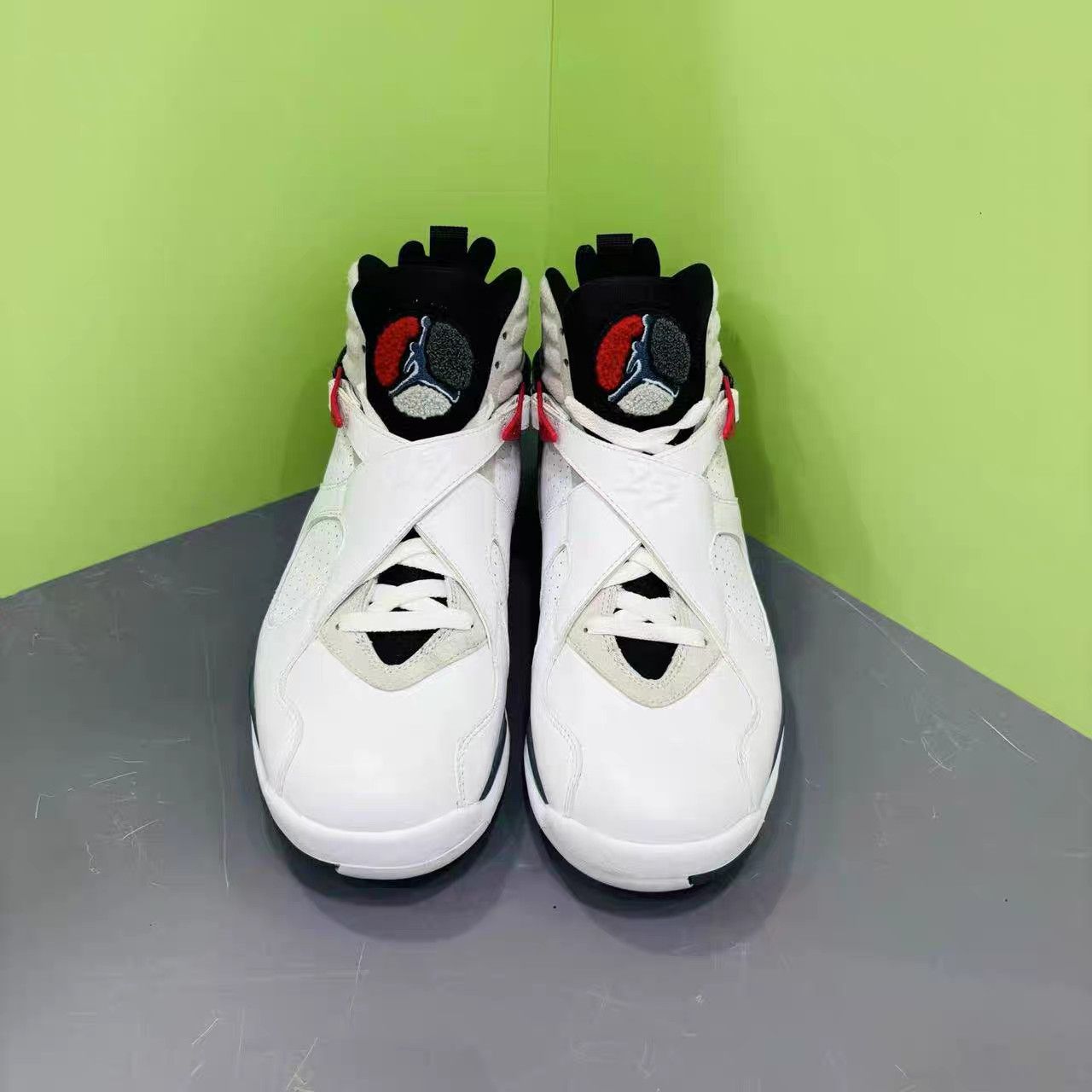 Jordan Brand Air Jordan 8 Bugs Bunny Playoffs K15 Size US 11.5 / EU 44-45 - 2 Thumbnail