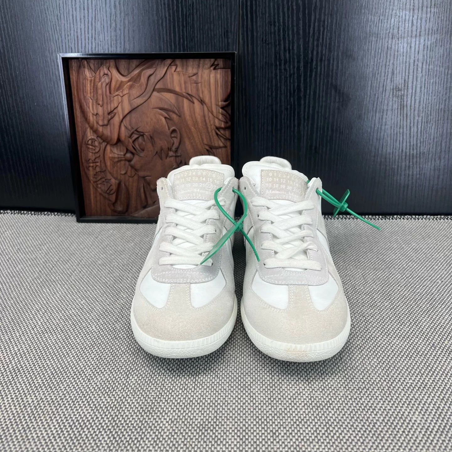 Maison Margiela Maison Margiela Replica Sneaker White/Gray 41 New Size US 8 / EU 41 - 4 Thumbnail