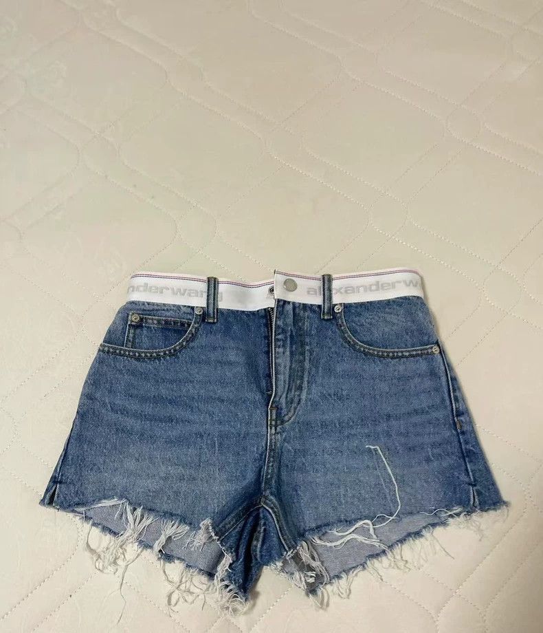 Alexander Wang Alexander Wang High-Waist Denim Shorts Size 26" / US 2 / IT 38 - 1 Thumbnail