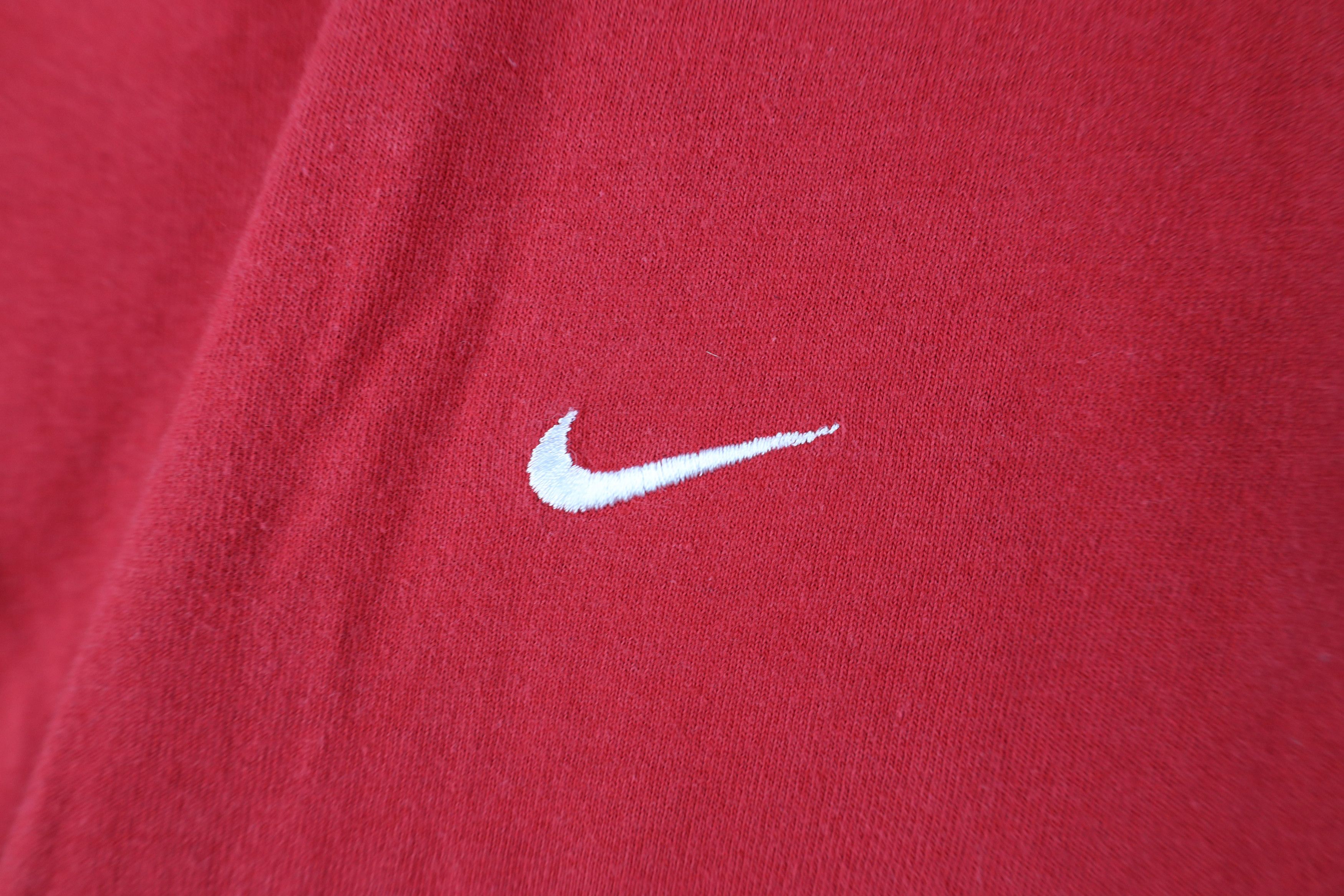Nike Vintage Y2K Nike Mini Swoosh Short Sleeve T-Shirt Red Cotton Size US XL / EU 56 / 4 - 4 Thumbnail