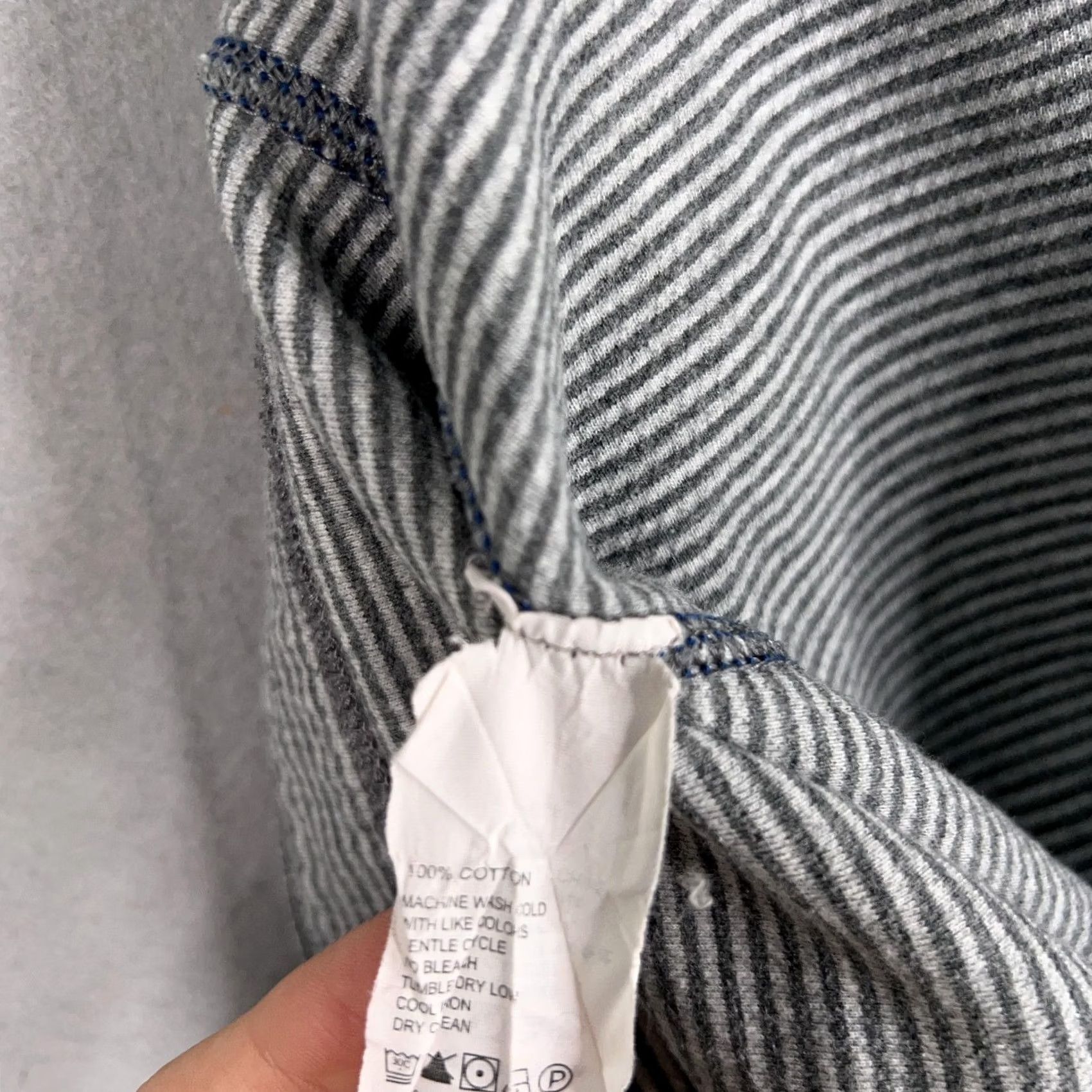 Tommy Bahama Tommy Bahama Sweater Mens Large Gray Stripe Reversible Pullover Golf Preppy Size US L / EU 52-54 / 3 - 6 Thumbnail