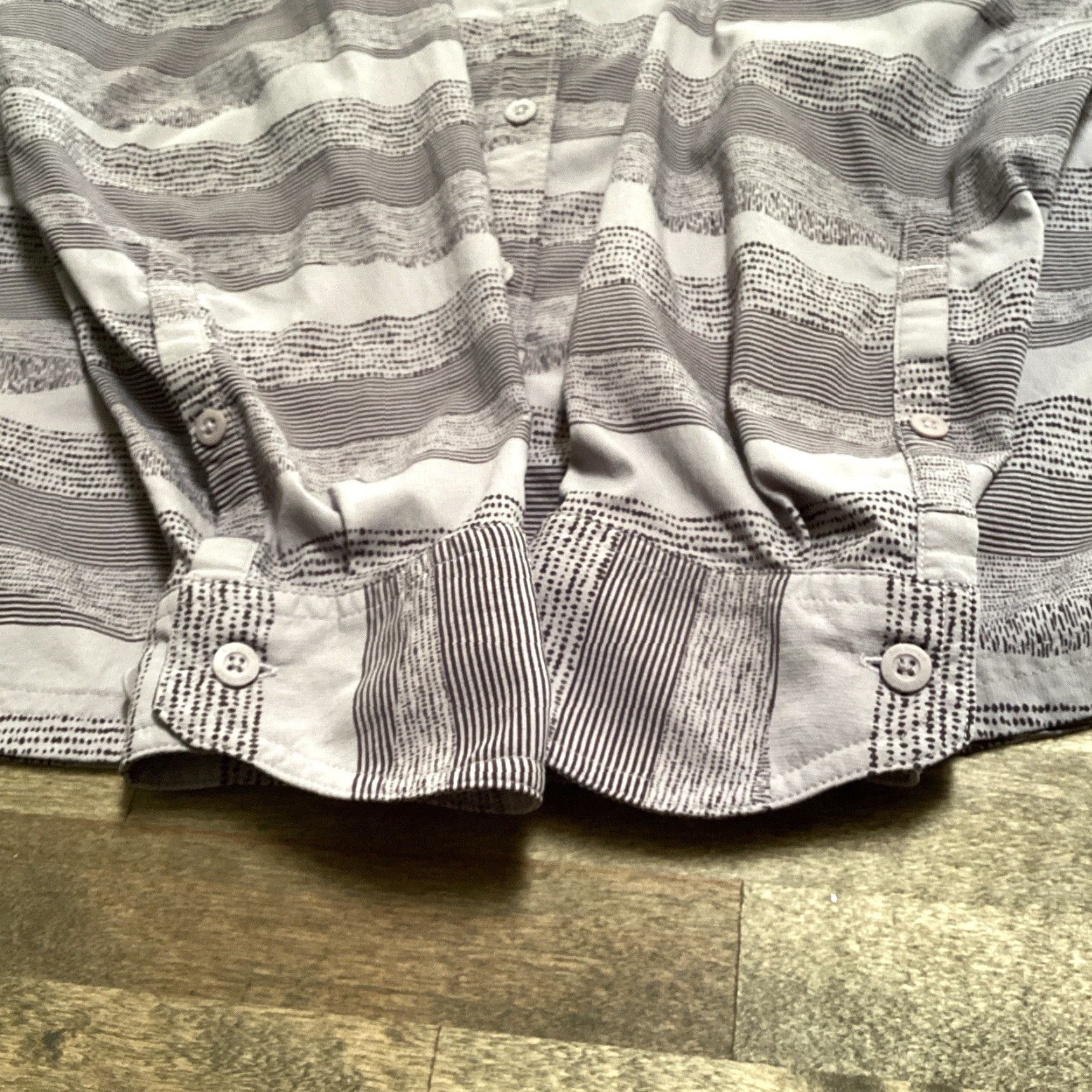 Vintage VINTAGE REI Shirt Women XL Gray Purple Button Down Roll Tab Outdoor Nylon Hiking Vented Size XL / US 12-14 / IT 48-50 - 6 Thumbnail