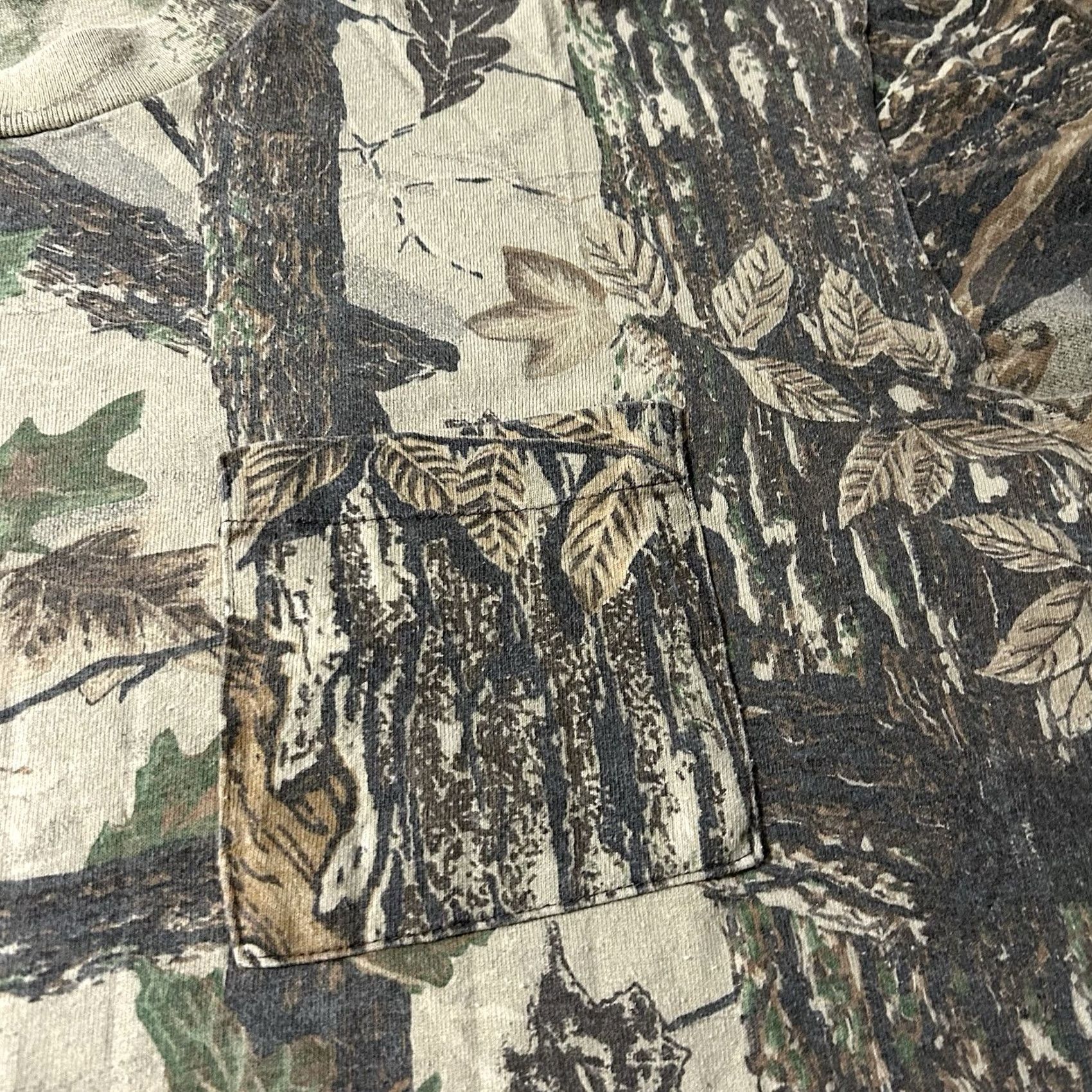 Realtree VINTAGE Realtree Camo Pocket Shirt Size Boxy Large L Brown 90s Men Shirt Size US L / EU 52-54 / 3 - 2 Thumbnail