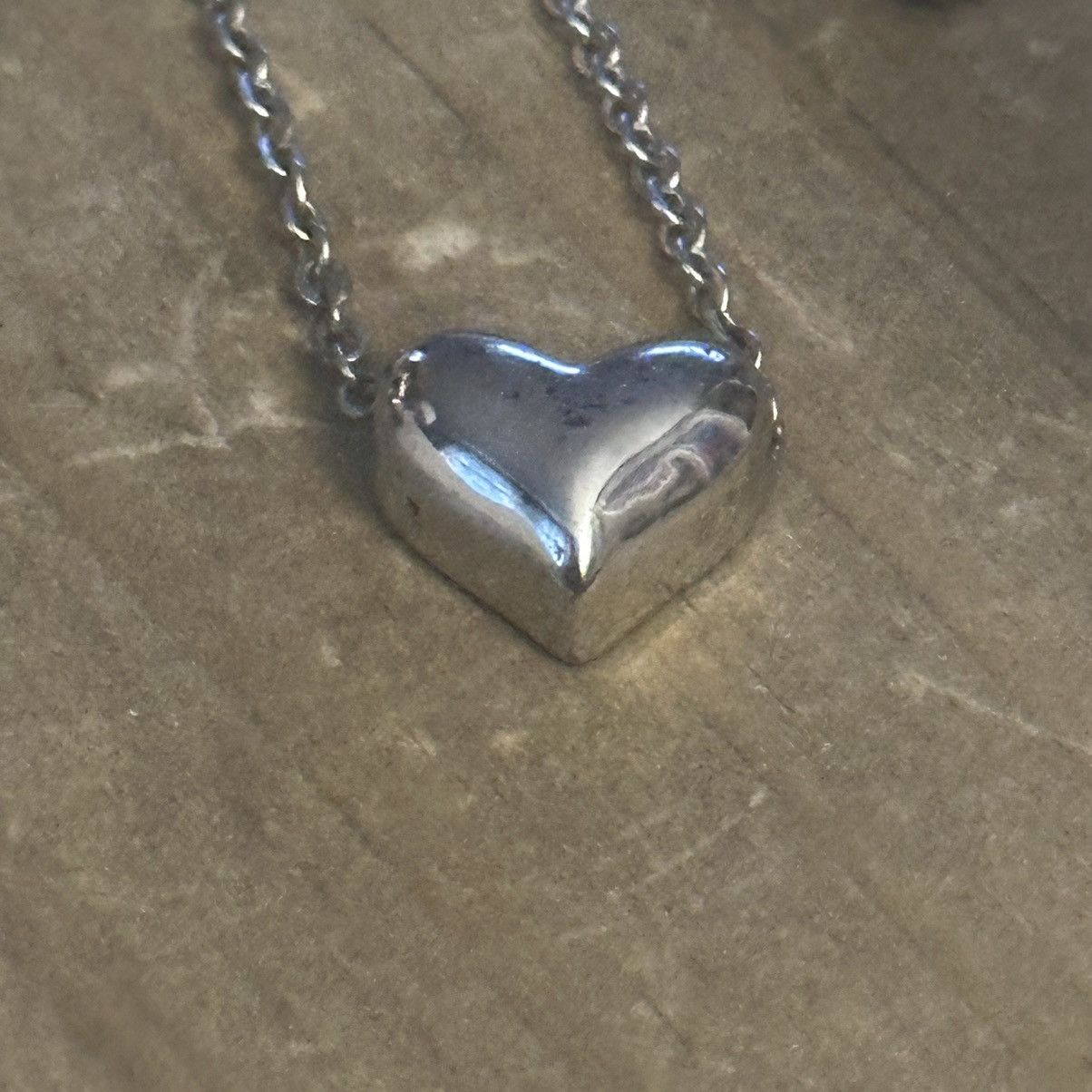 Other Stainless Steel sliding puffed heart necklace Size ONE SIZE - 4 Thumbnail