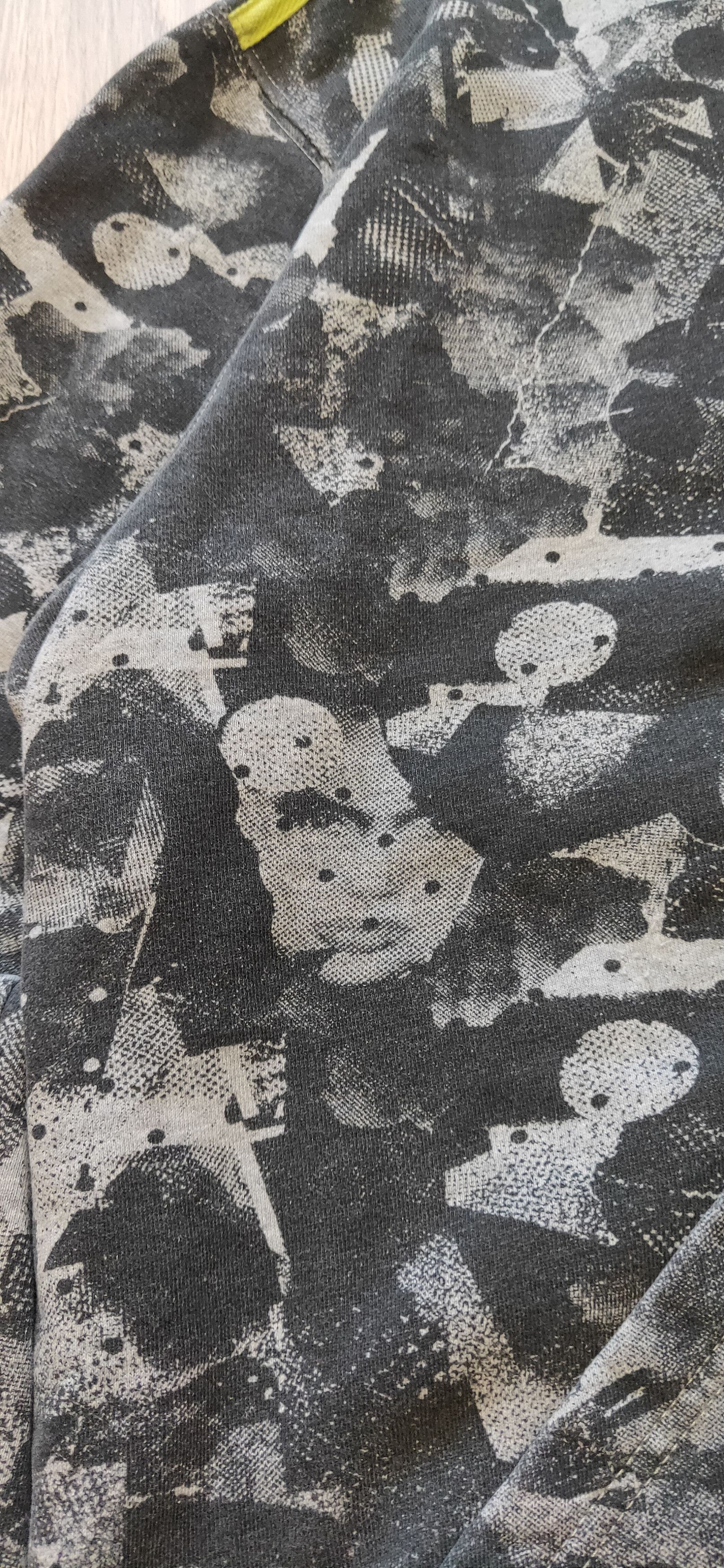 Oakley × Vintage Vintage Oakley Y2K Abstract camo Sweatshirt Size US XL / EU 56 / 4 - 5 Thumbnail