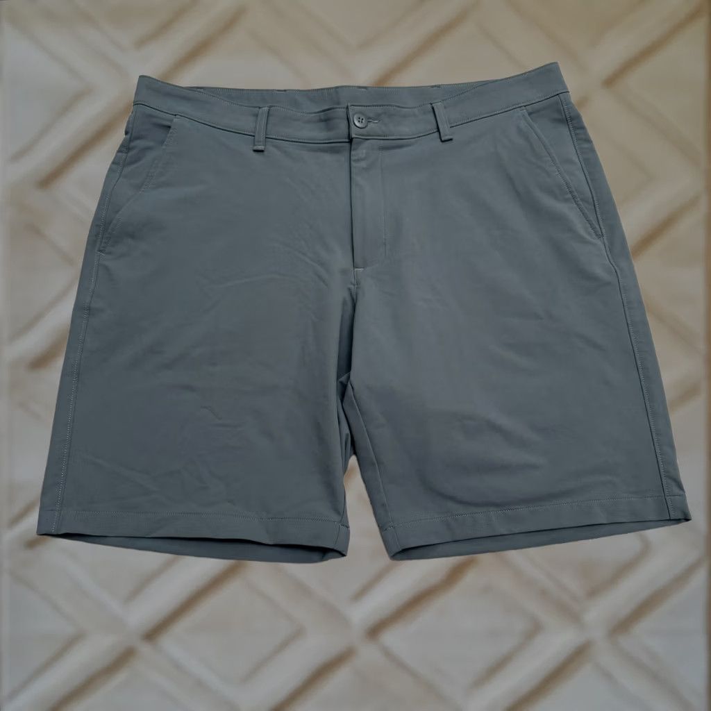 Under Armour Under Armour Showdown Golf Chino Shorts Mens 40 Gray Stretch Fit Performance Size US 40 / EU 56 - 1 Thumbnail