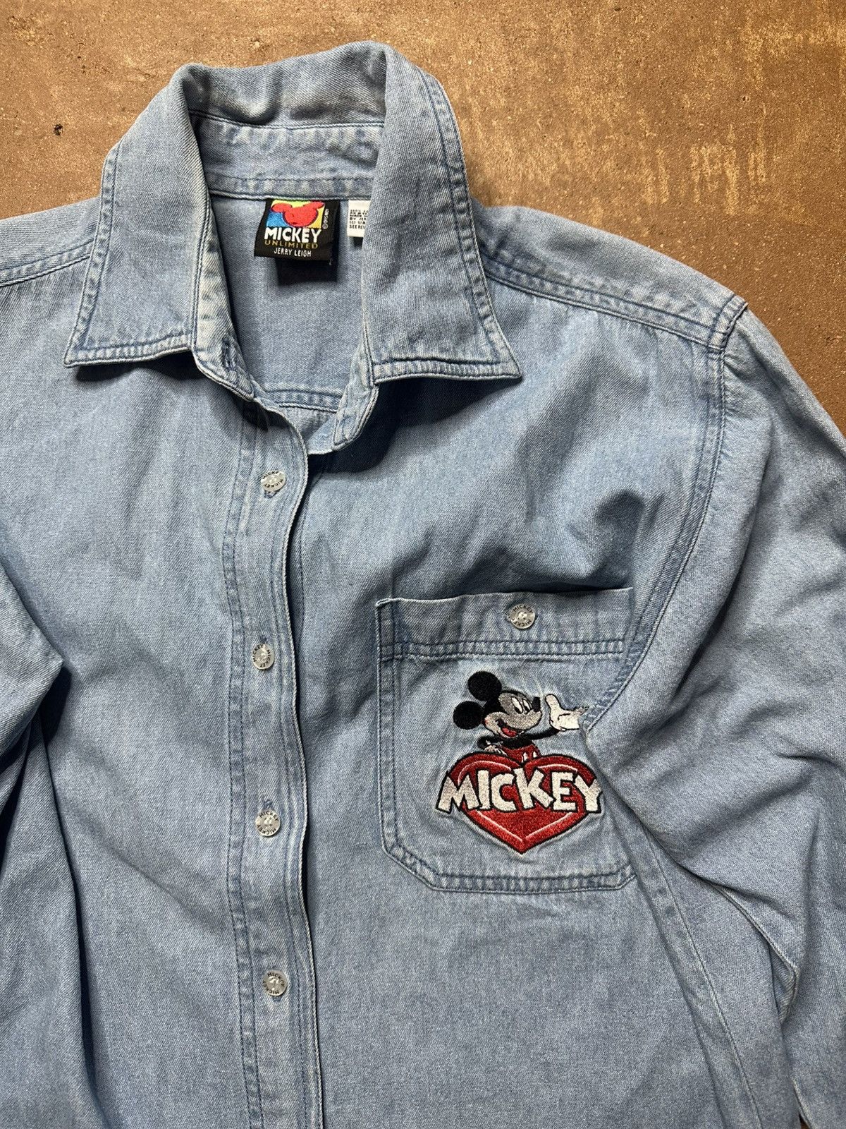 Disney × Vintage 1990s Jerry Leigh Limited Edition Mickey Heart Denim Shirt Size US S / EU 44-46 / 1 - 2 Thumbnail