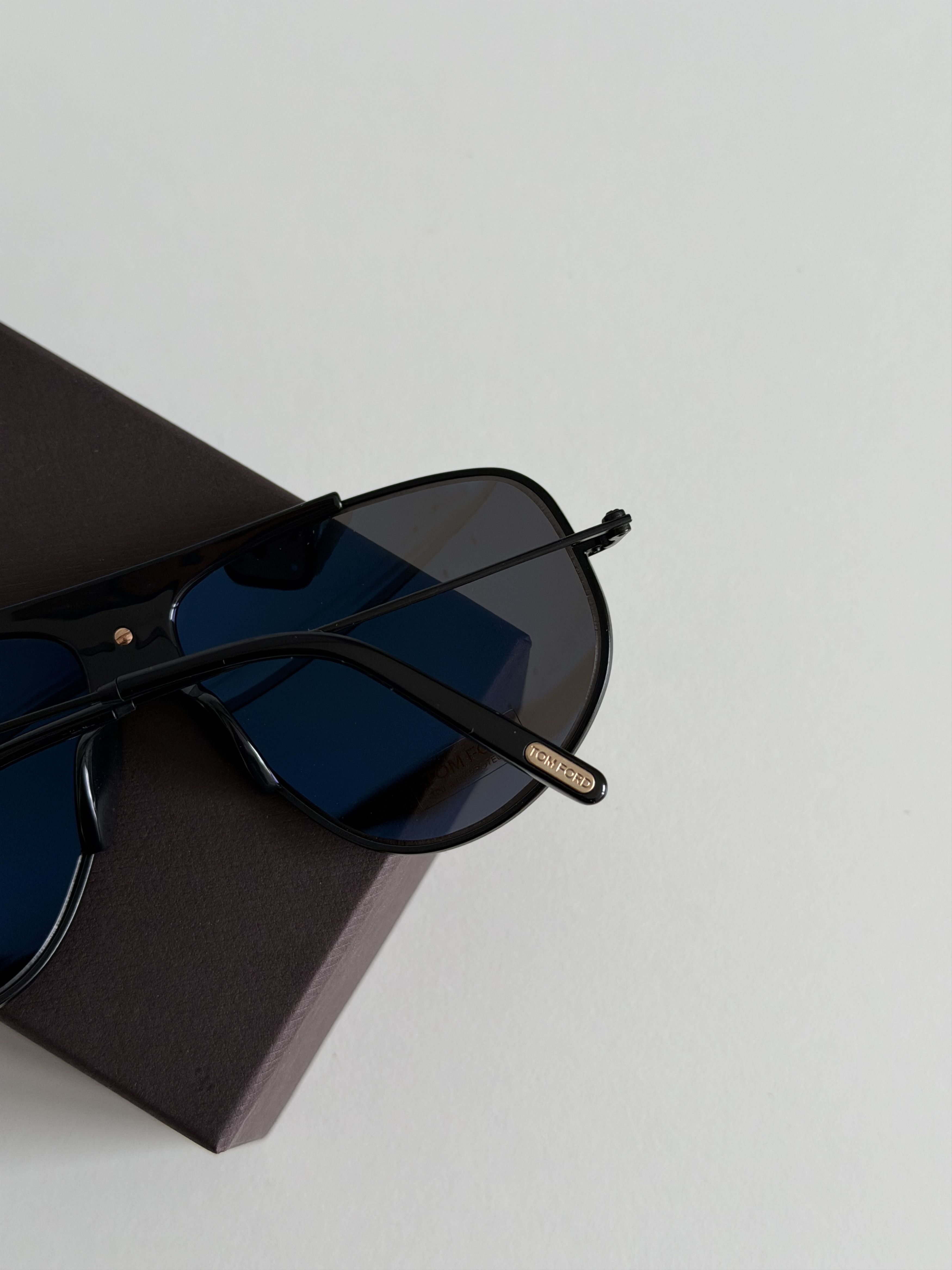 Tom Ford Tom Ford Sunglasses Size ONE SIZE - 7 Thumbnail