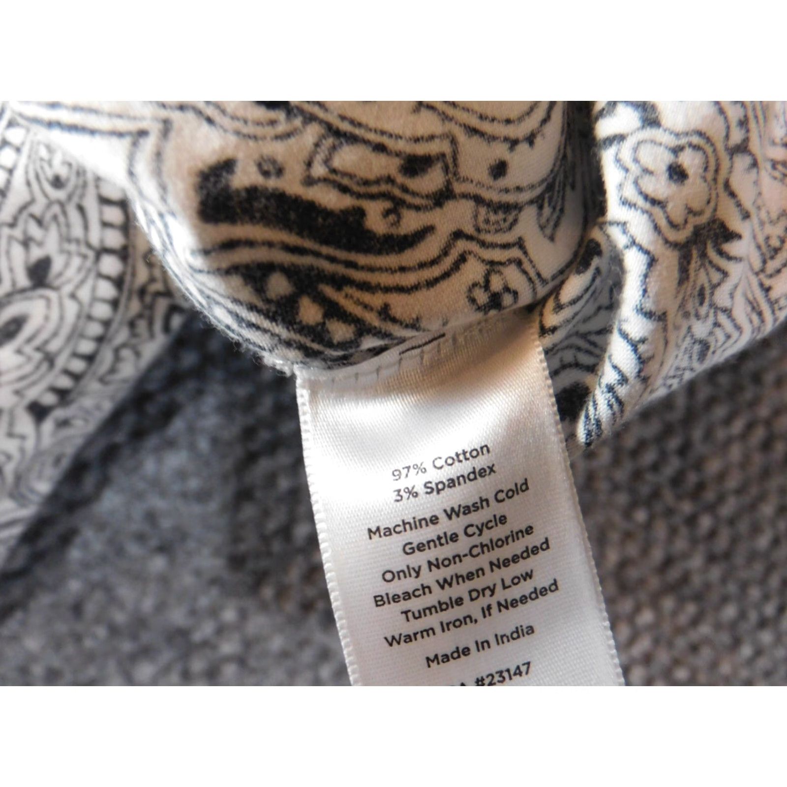Talbots Talbots Womens Blouse L Gray Floral Designer V-Neck Pullover Knit Shirt Casual Stretch Regular Size L Womens Size L / US 10 / IT 46 - 6 Thumbnail