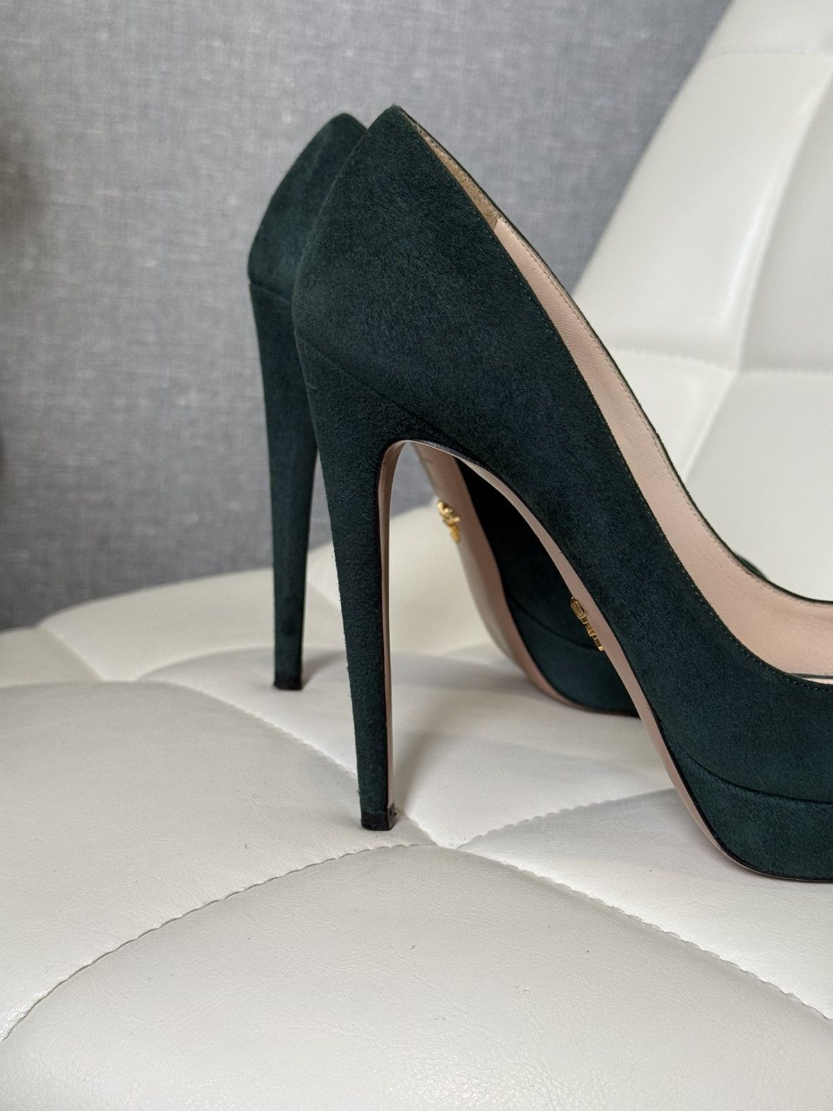Prada Prada Green Suede Platform Peep Toe Stiletto High Heel Pumps Size US 7.5 / IT 37.5 - 10 Thumbnail