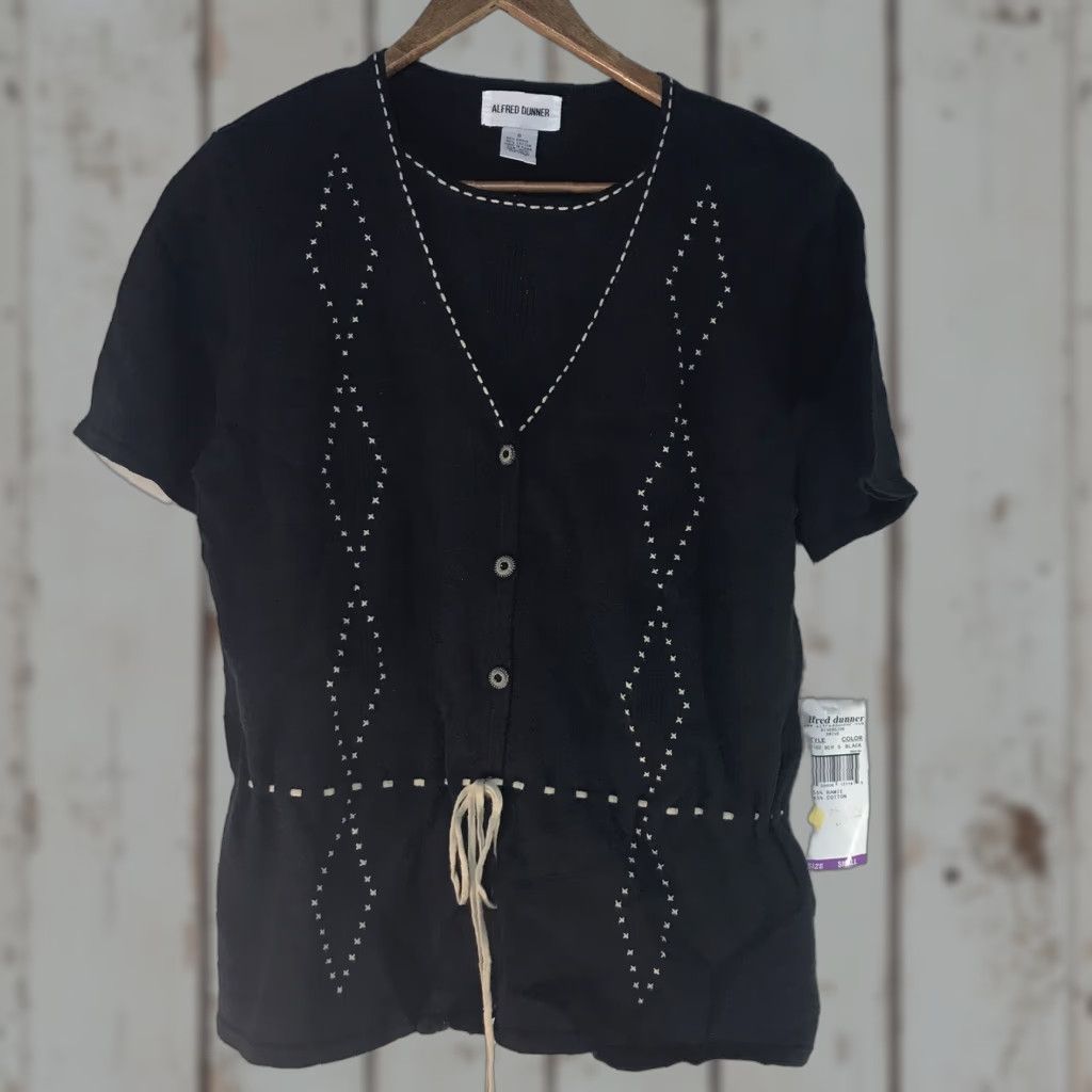 Vintage Vintage Alfred Dunner Women’s Black Cardigan Sweater V-Neck Button Knit Fall Winter Size S / US 4 / IT 40 - 1 Thumbnail