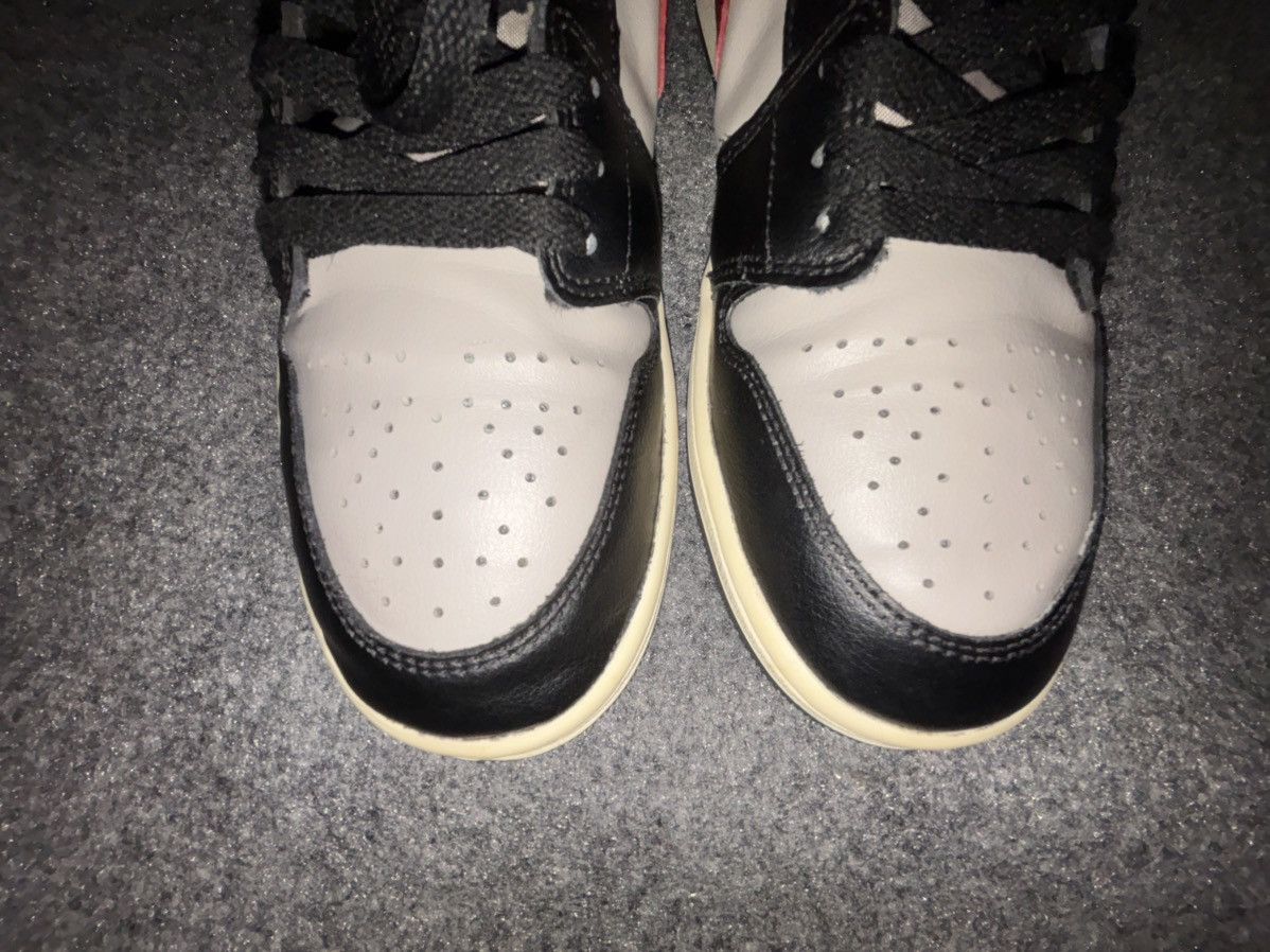 Nike Air Jordan 1 Women’s Size US 10.5 / IT 40.5 - 6 Thumbnail