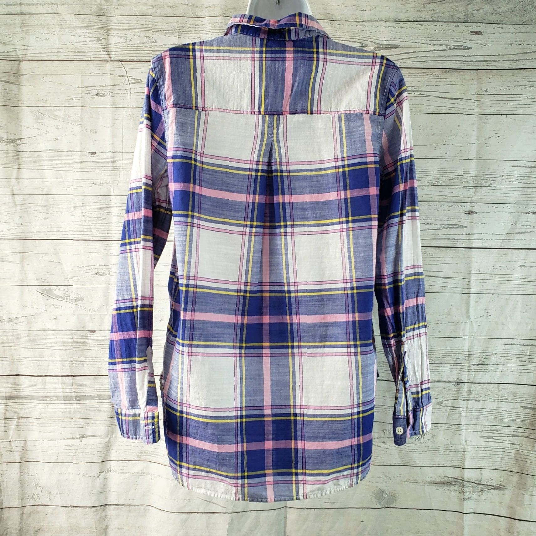 Old Navy Old Navy Womens Button-Up Shirt Sz Medium Pink Blue Plaid Cotton Regular Long Sleeve Casual Womens M Blue Plaid Shirt Size M / US 6-8 / IT 42-44 - 4 Thumbnail