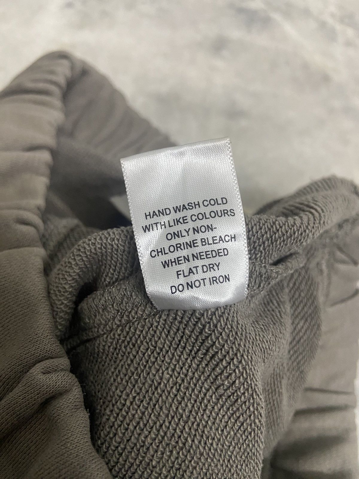 Fear of God Fear Of God Essentials Shorts Size US 32 / EU 48 - 6 Thumbnail
