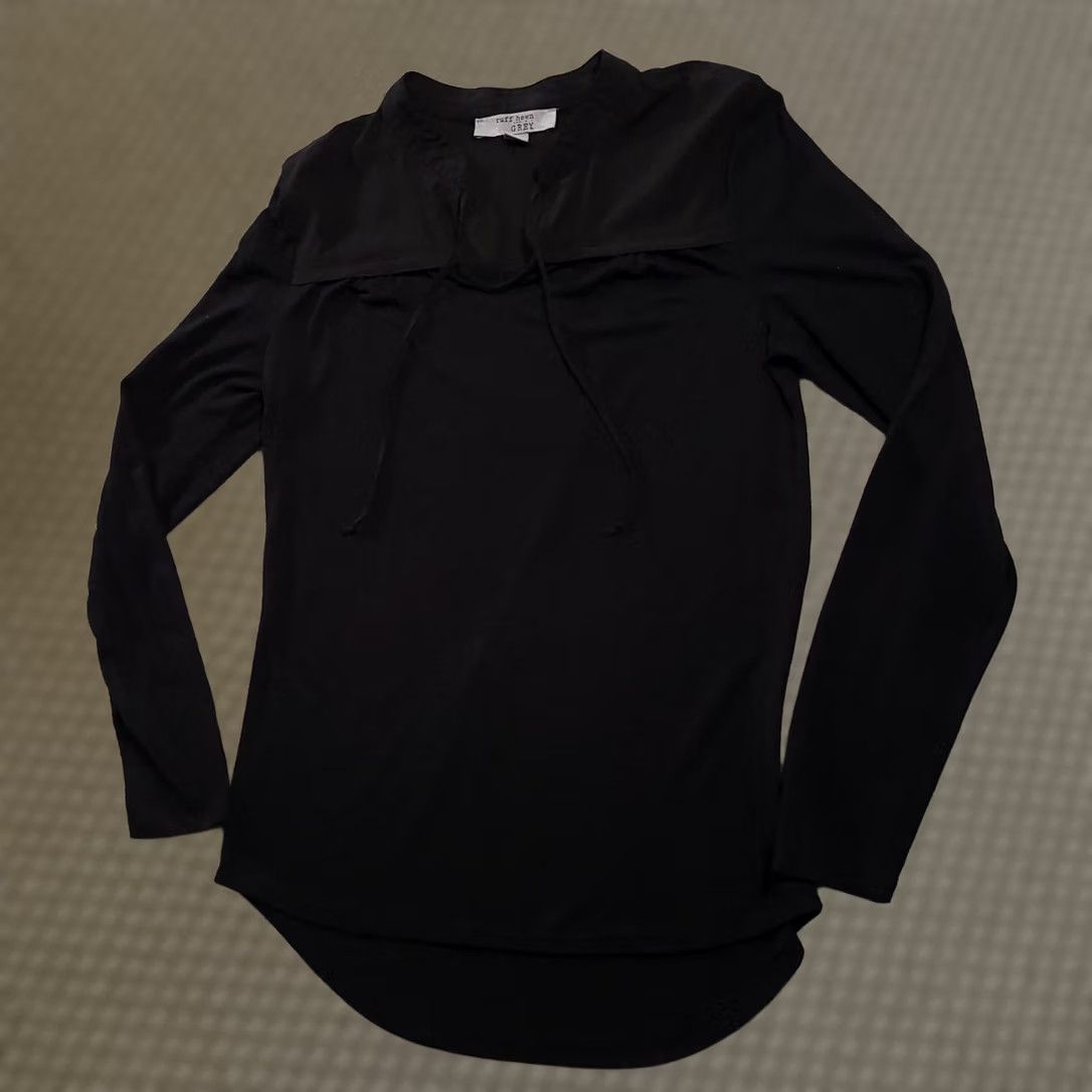Vintage VINTAGE? No. Ruff Hewn Grey Womens Tunic Top Black V-Neck Long Sleeve Tie Size M Size M / US 6-8 / IT 42-44 - 1 Thumbnail