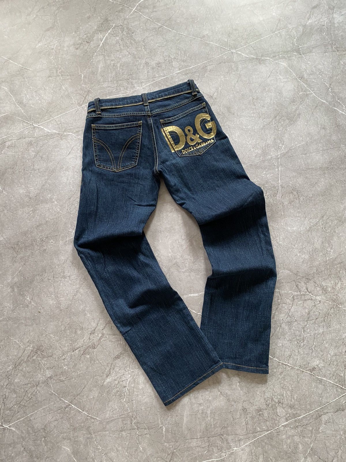 DOLCE &GABBANA クラッシュデニム ゴールドロゴ 44 Y2K DOLCE &GABBANA クラッシュデニム ゴールドロゴ 44 Y2K Designer