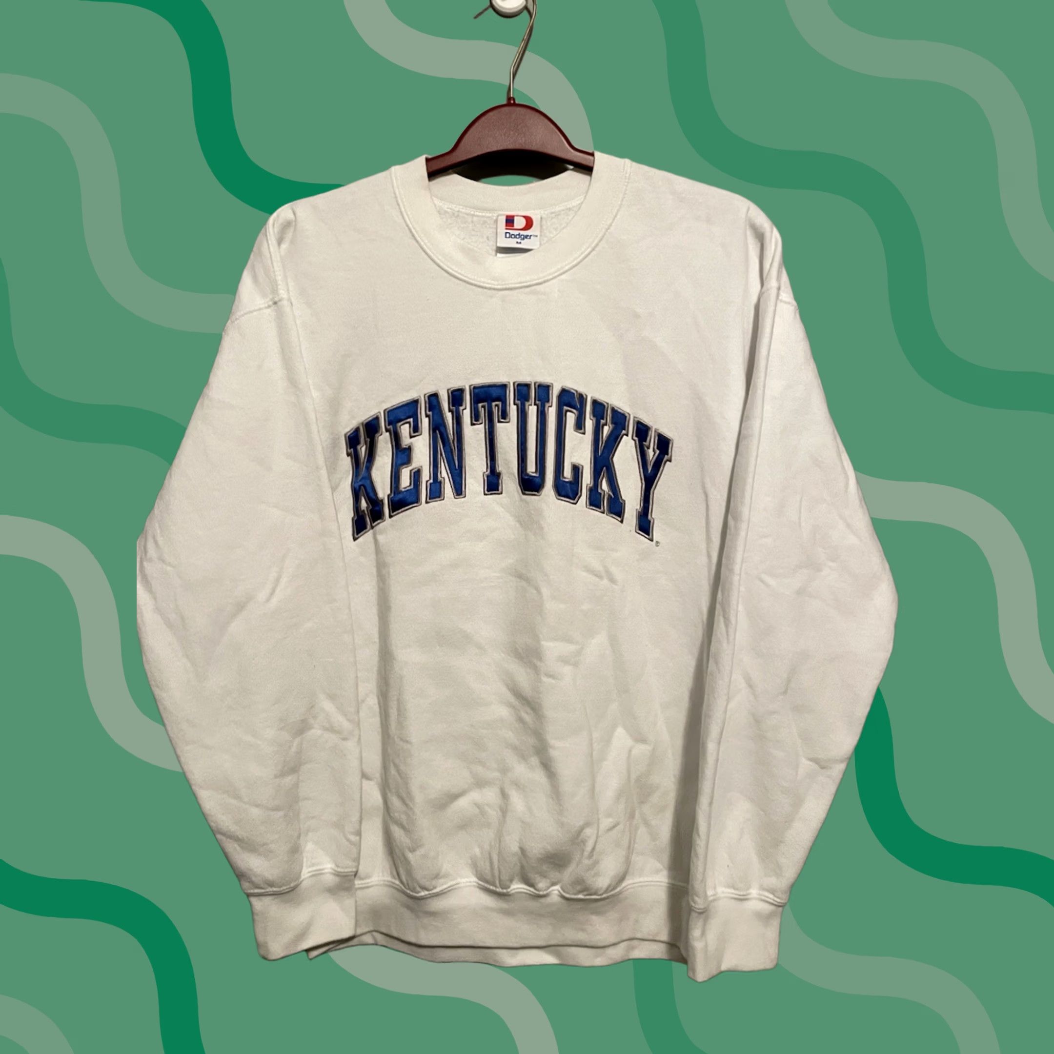 Vintage VINTAGE Dodger Sweatshirt University Kentucky Wildcats 90s Crewneck M White Cotton Fleece Graphic Print Pullover Mens Clothing Size US M / EU 48-50 / 2 - 1 Thumbnail