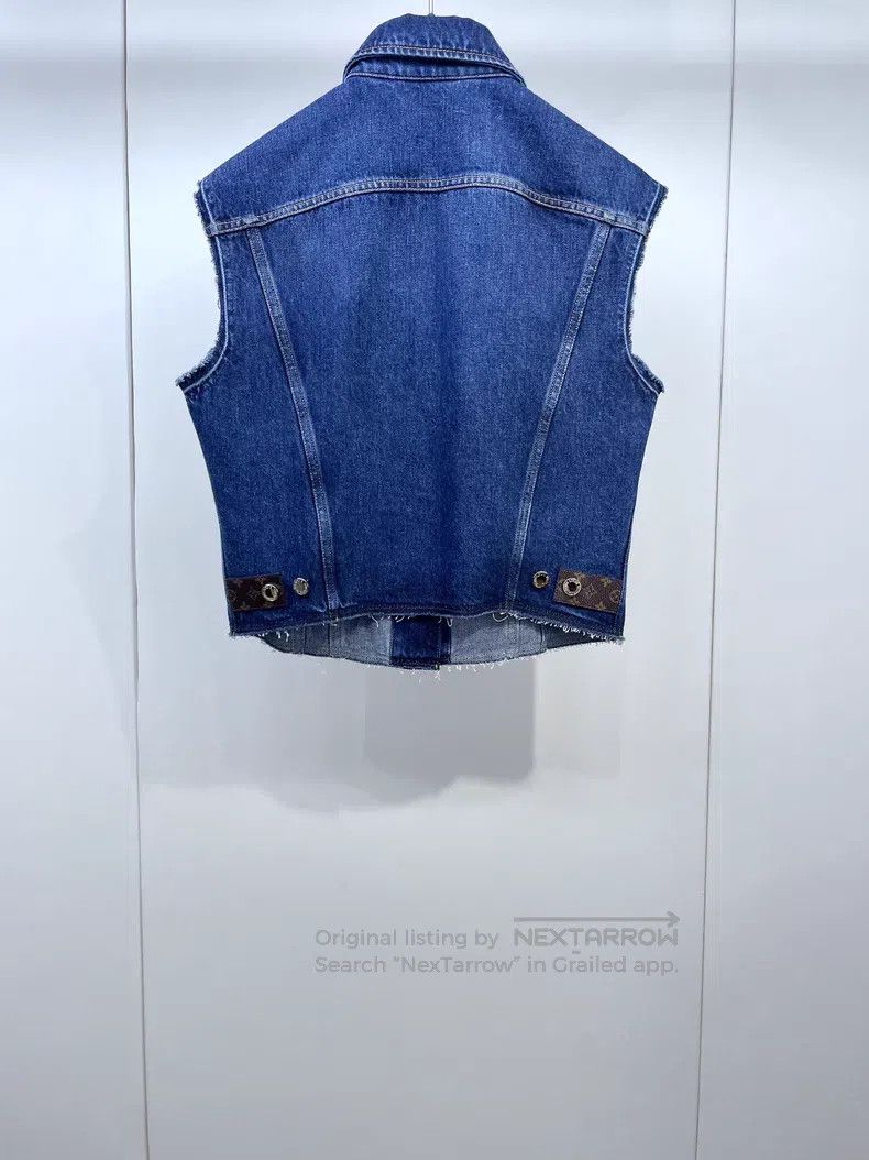 Louis Vuitton Louis Vuitton 24 leather denim vest Size XXS / US 00 / IT 34 - 2 Thumbnail