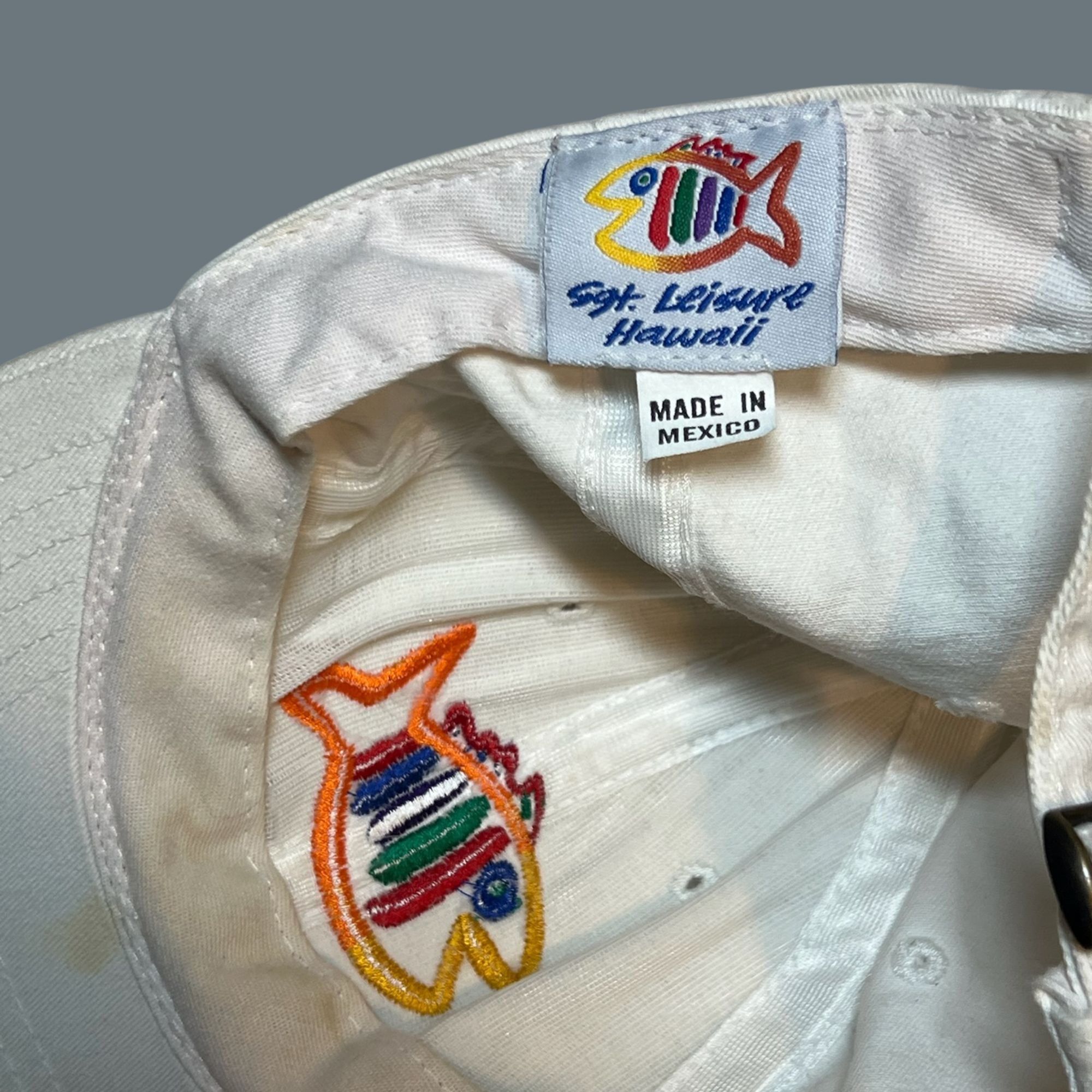 Other Vintage 90s Washed-Out Rainbow Fish Maui Hawaii Embroidered Size ONE SIZE - 4 Thumbnail