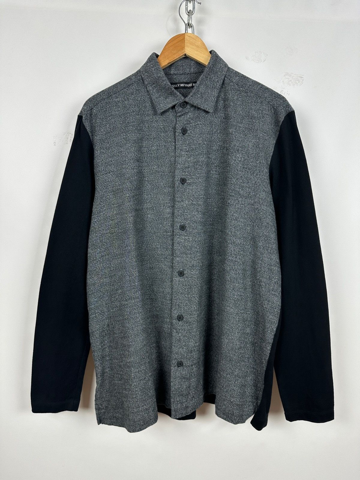 Issey Miyake Issey Miyake Men Black/Gray Long Sleeve Button Up Shirt Size US XL / EU 56 / 4 - 1 Thumbnail