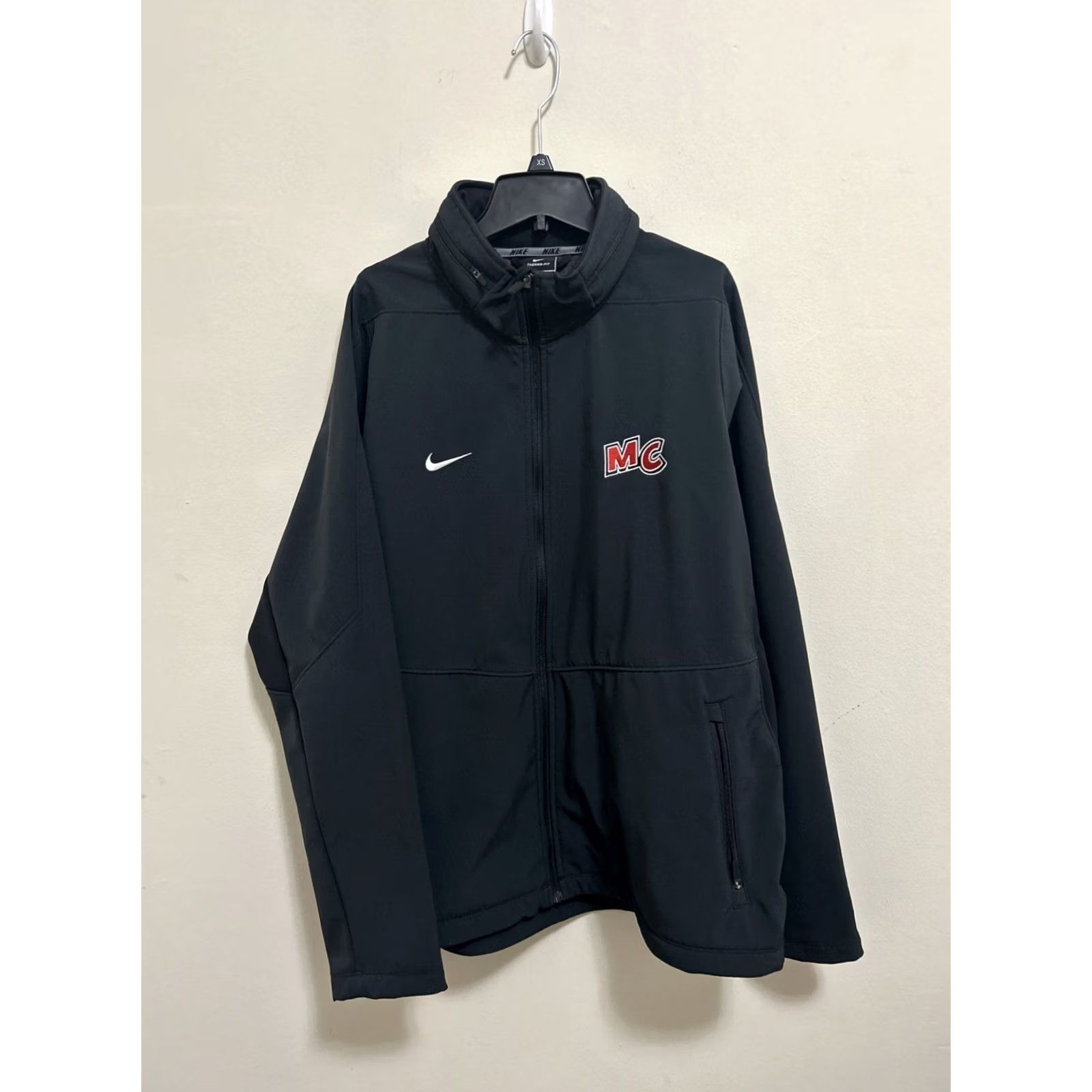 Nike Nike Mens Therma-Fit Sphere Hybrid Jacket XL Black Embroidered Nike Therma 658084010 Mens XL Black Jacket Size US XL / EU 56 / 4 - 2 Thumbnail