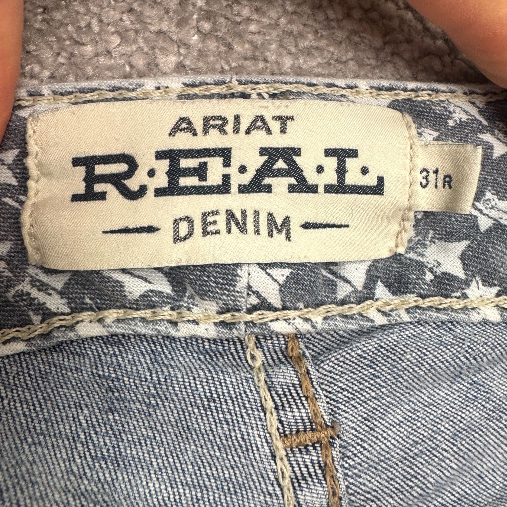 Ariat Ariat Jeans Womens Mid Denim Straight 31R Blue 5-Pocket Regular Stretch Distressed Vintage No N/A Size 24" / US 00 / IT 34 - 7 Thumbnail