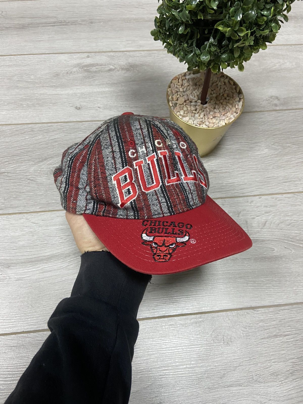 NBA Chicago Bulls KOREA Starter vintage cap SnapBack striped Size ONE SIZE - 3 Thumbnail